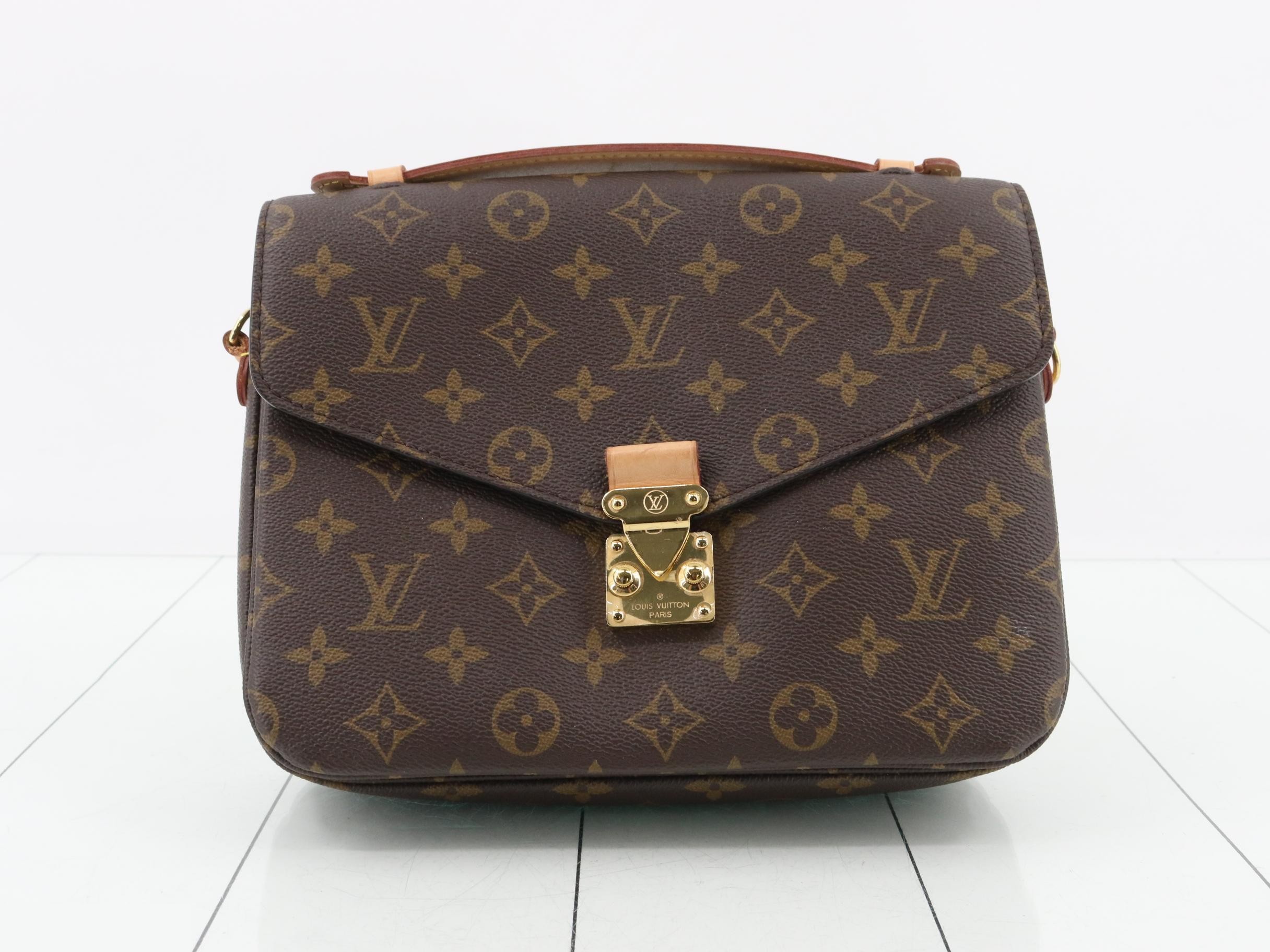 Monogram Pochette Metis MM 2-Way Handbag