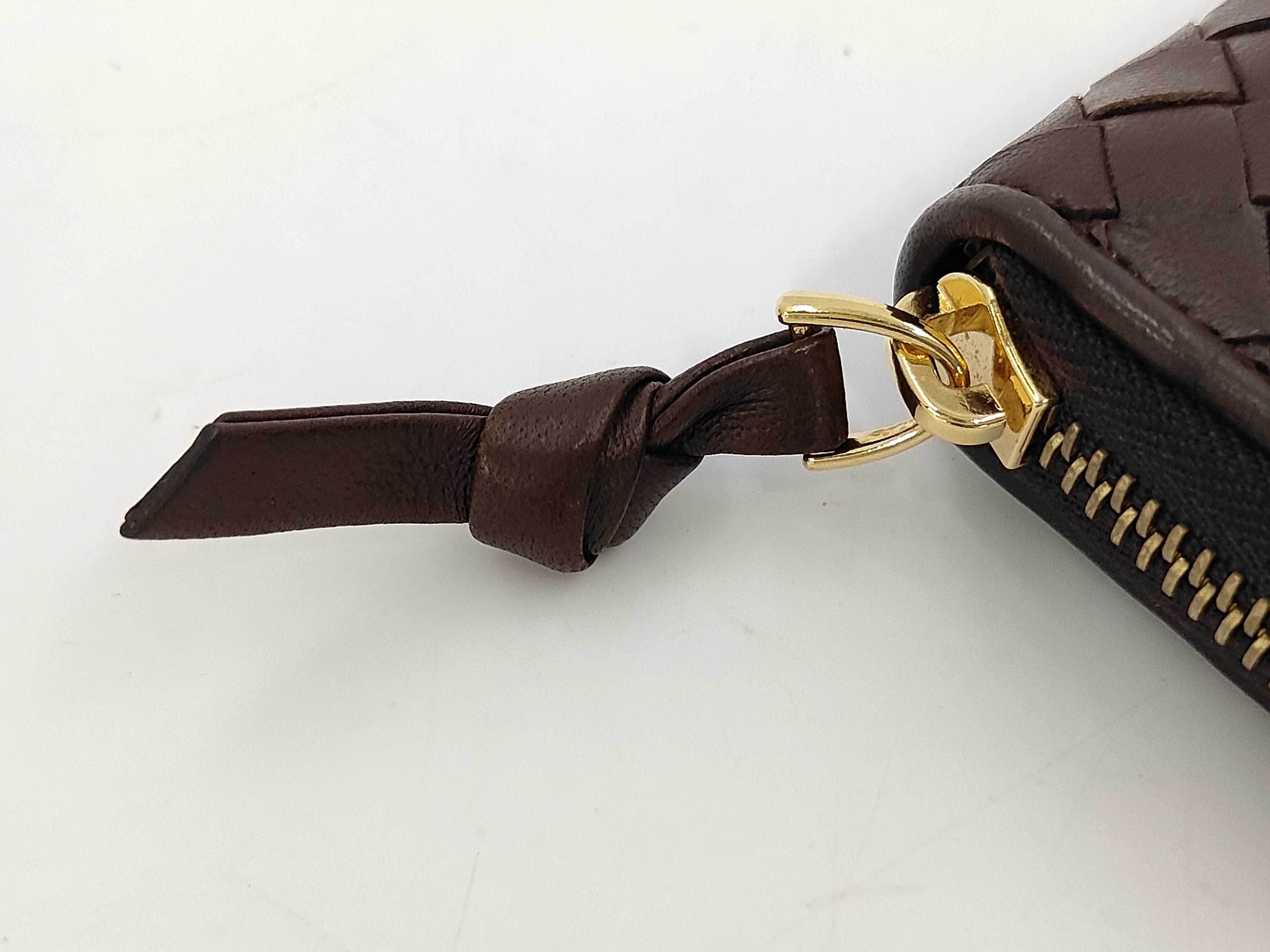 round wallet, brown wallet — view 6