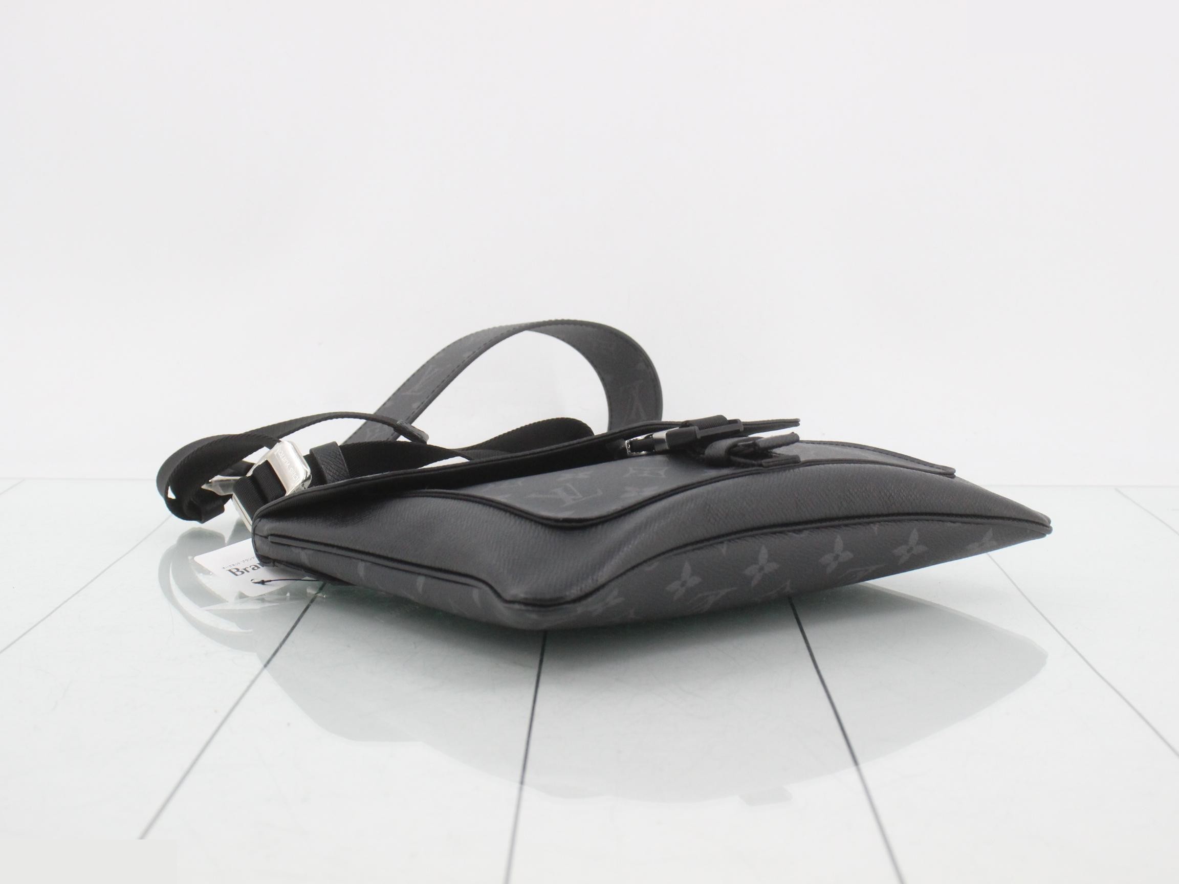 Taigarama Flap Messenger Noir — view 5