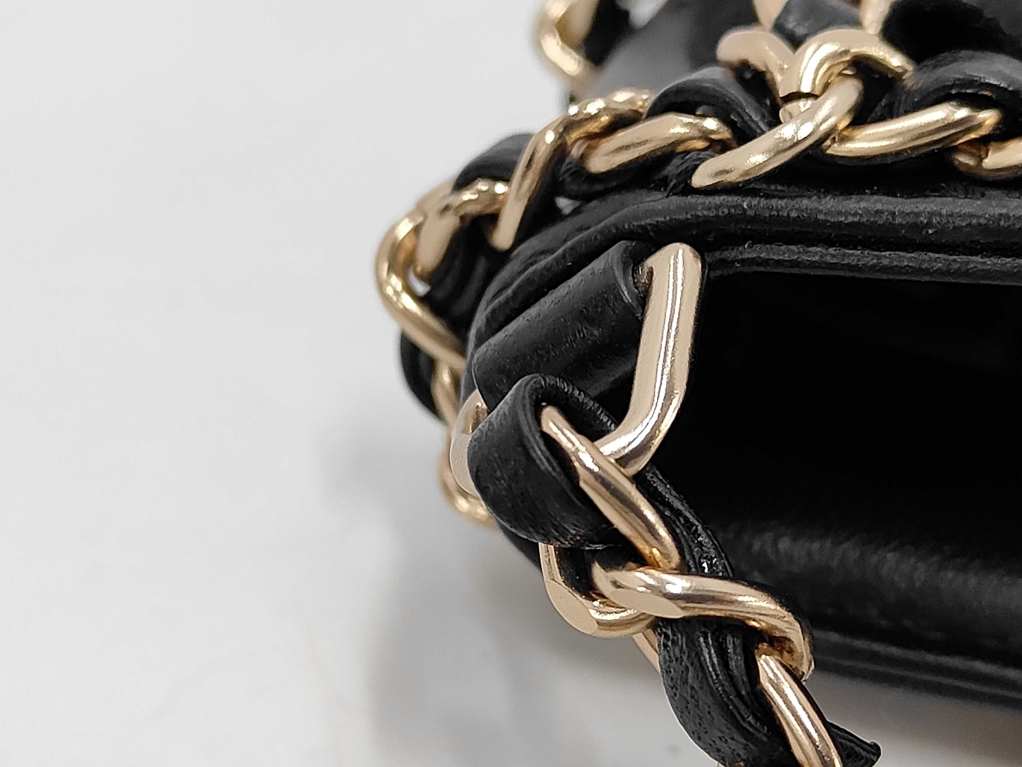 ACCESSORY LAMBSKIN PHONE CASE CHAIN ​​SHOULDER NO.32 Wallet — view 5