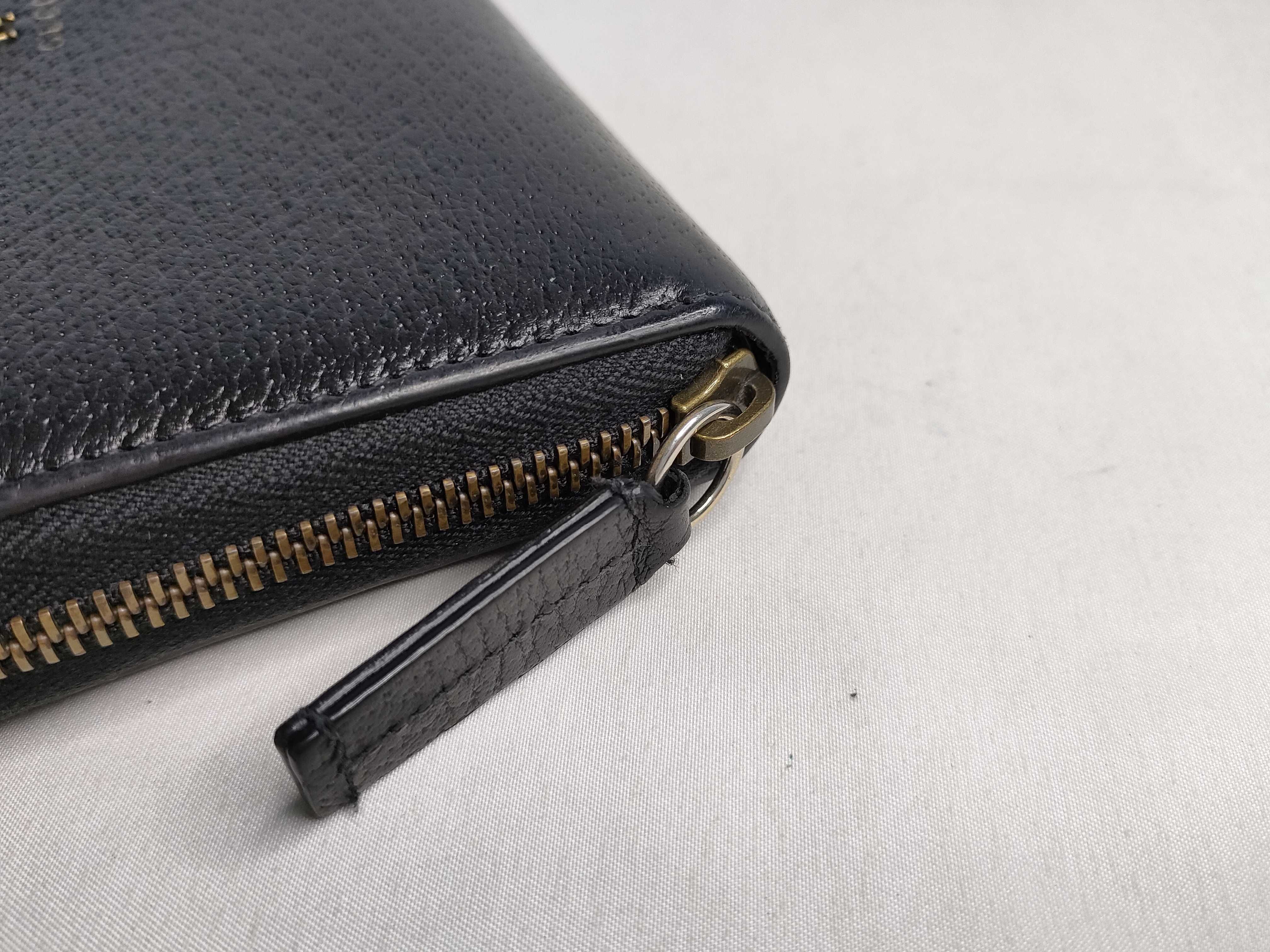 523667 Animalier Bee Round Zipper Long Wallet — view 7