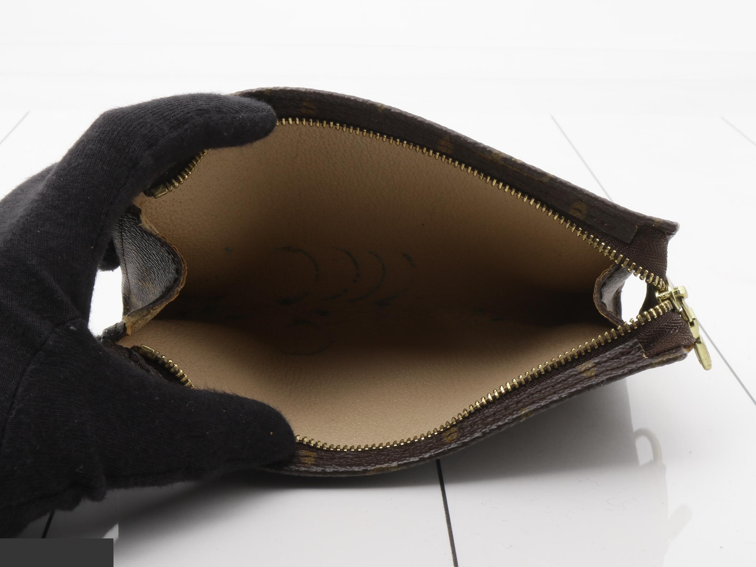 Bucket pouch — view 4