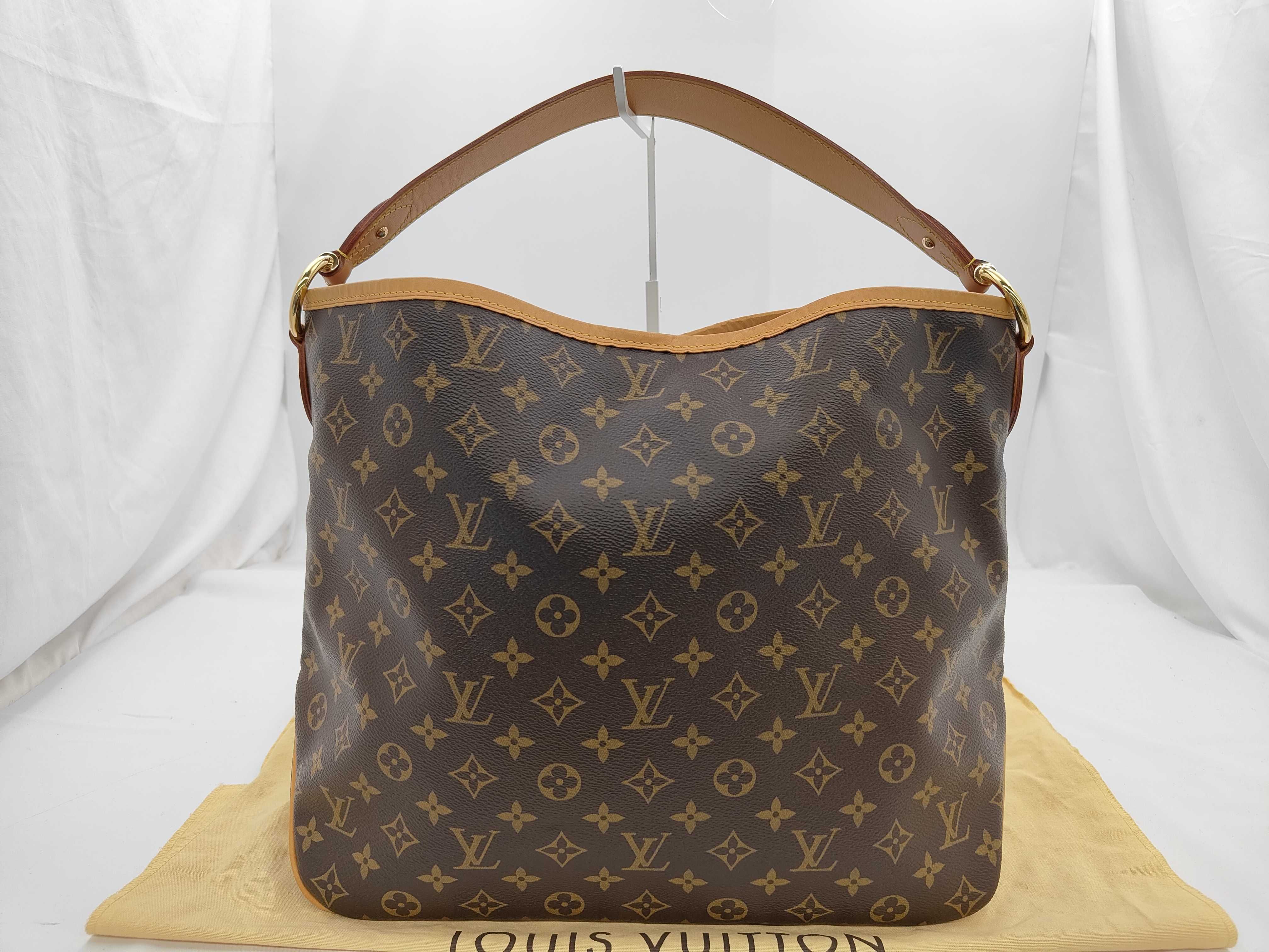 Delightful MM Shoulder Bag, Monogram, M50156, with dust bag.