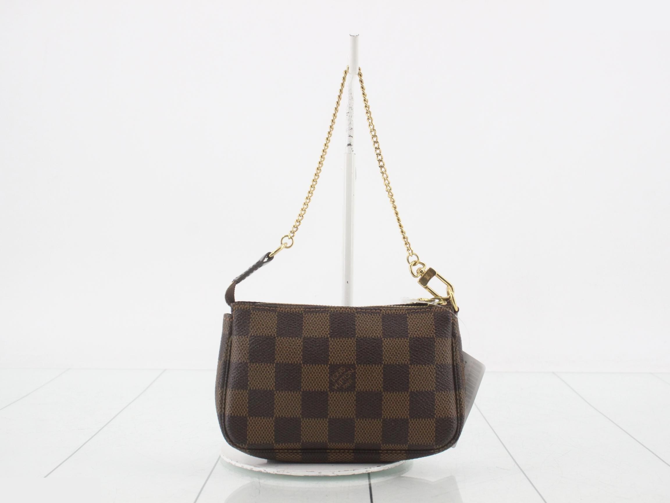 Mini Pochette Accessoires Damier Handbag — view 2