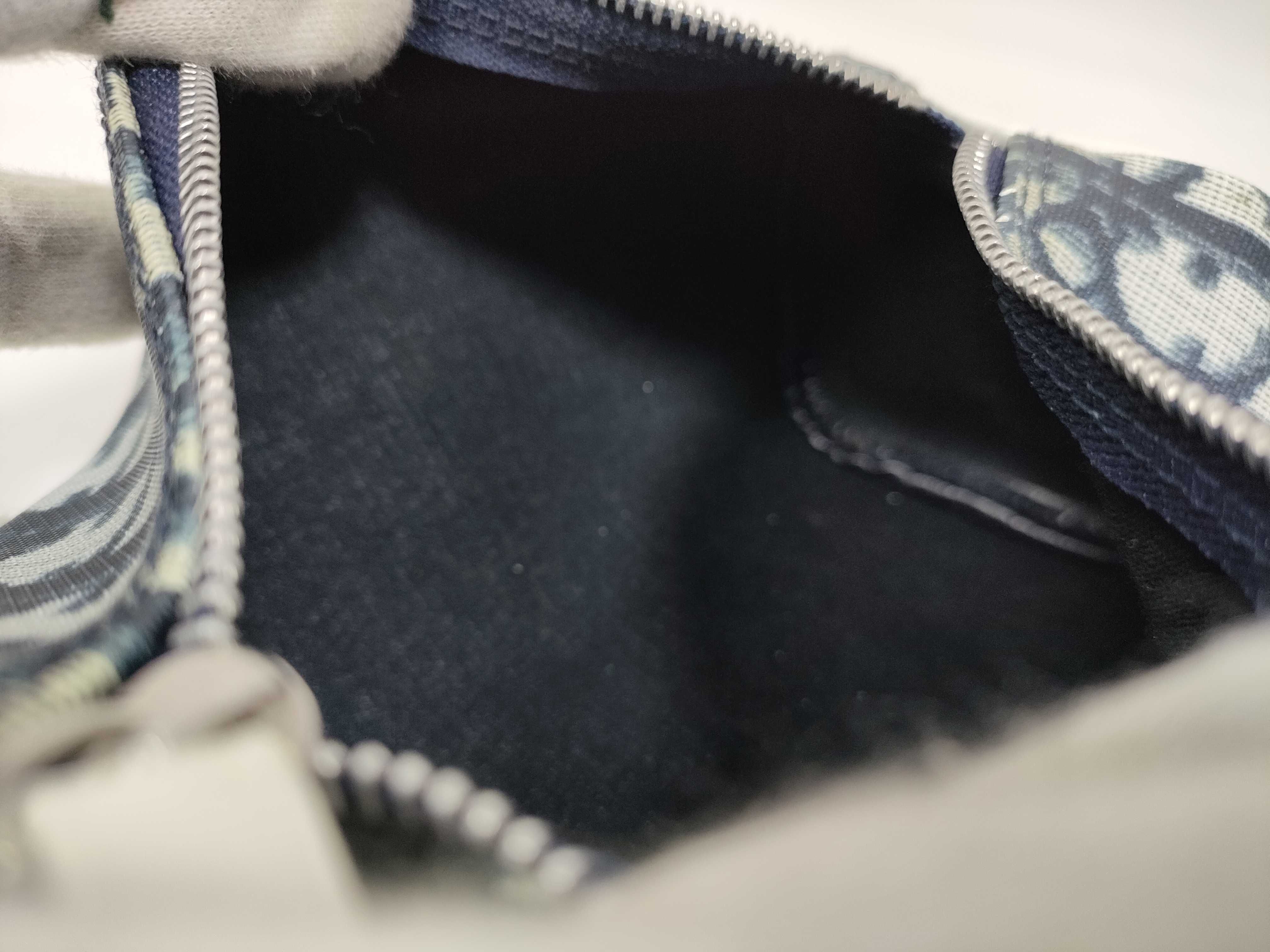 Trotter Pouch Navy — view 11