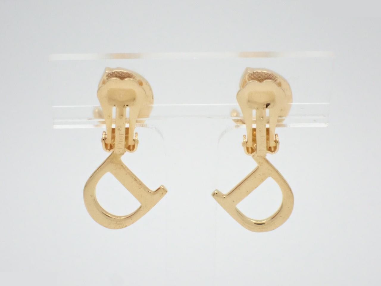 earrings — view 2