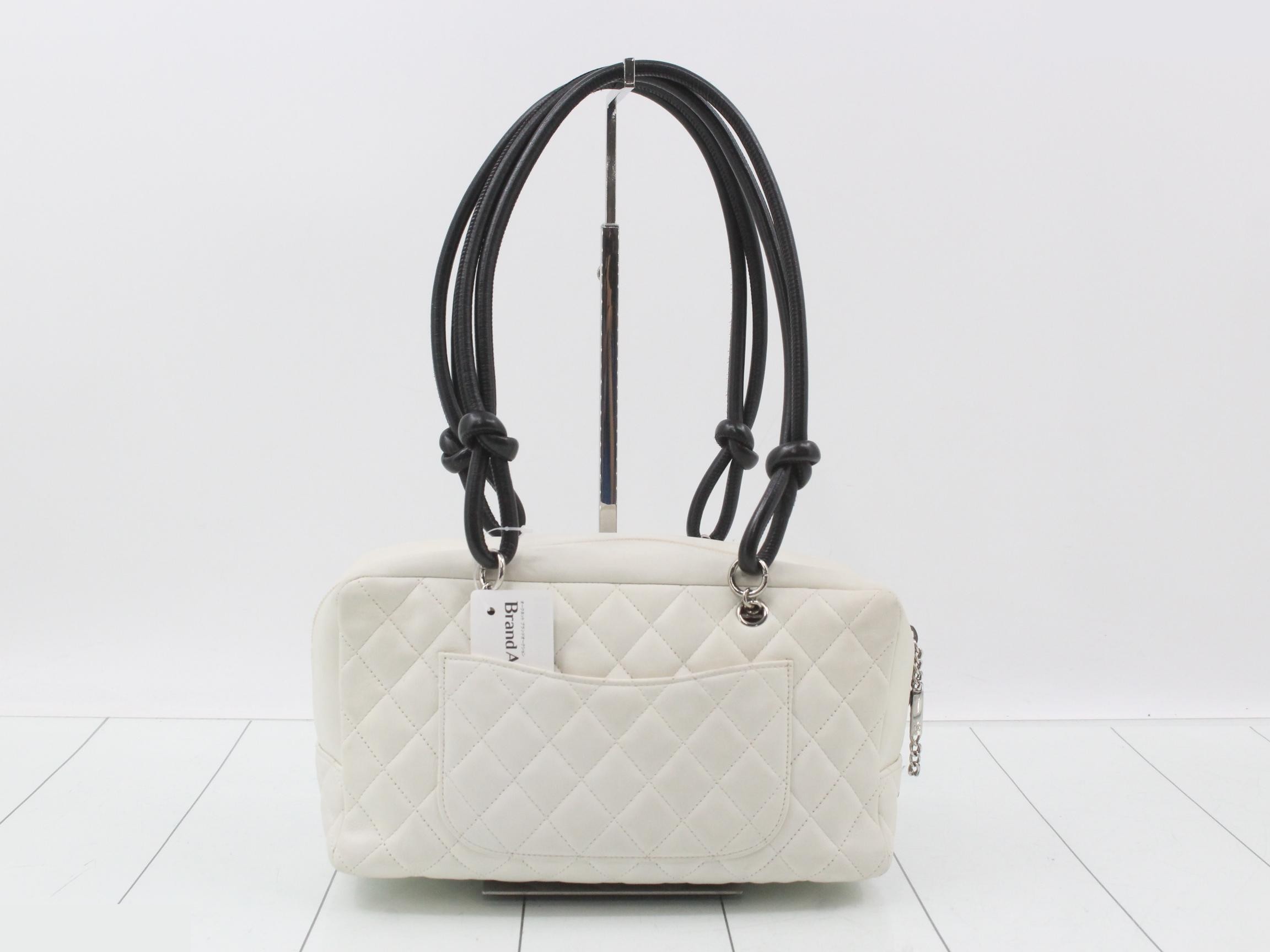 Cambon handbag, leather, white/black — view 2