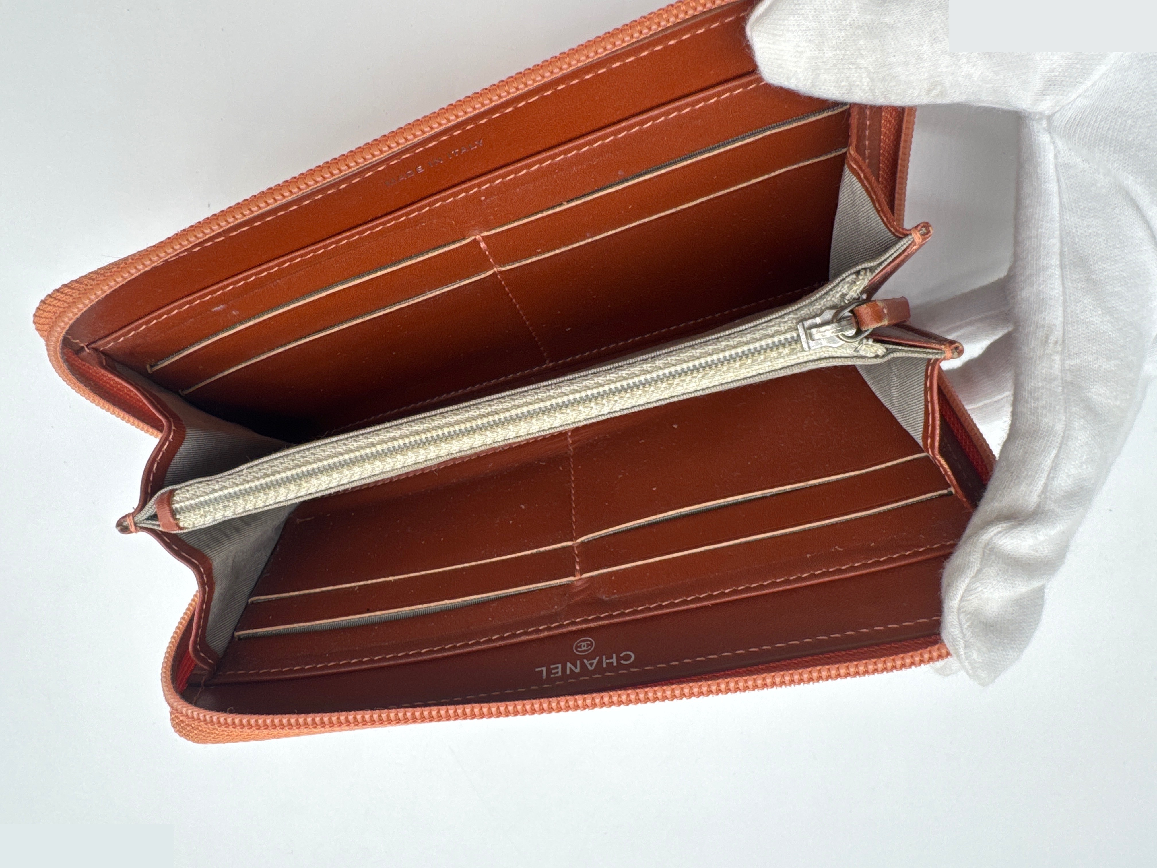 Caviar leather wallet — view 9