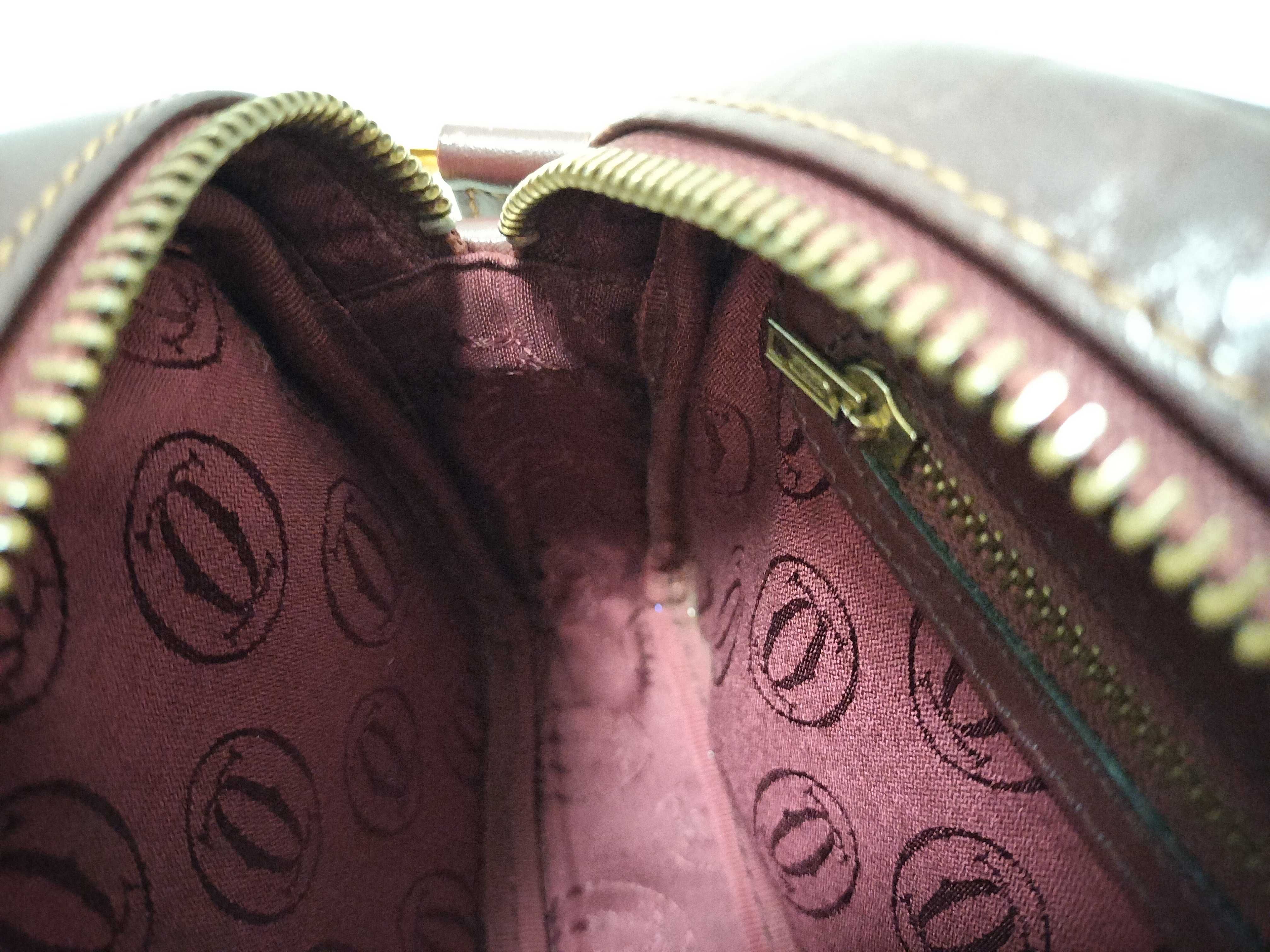 Must line shoulder bag — view 9