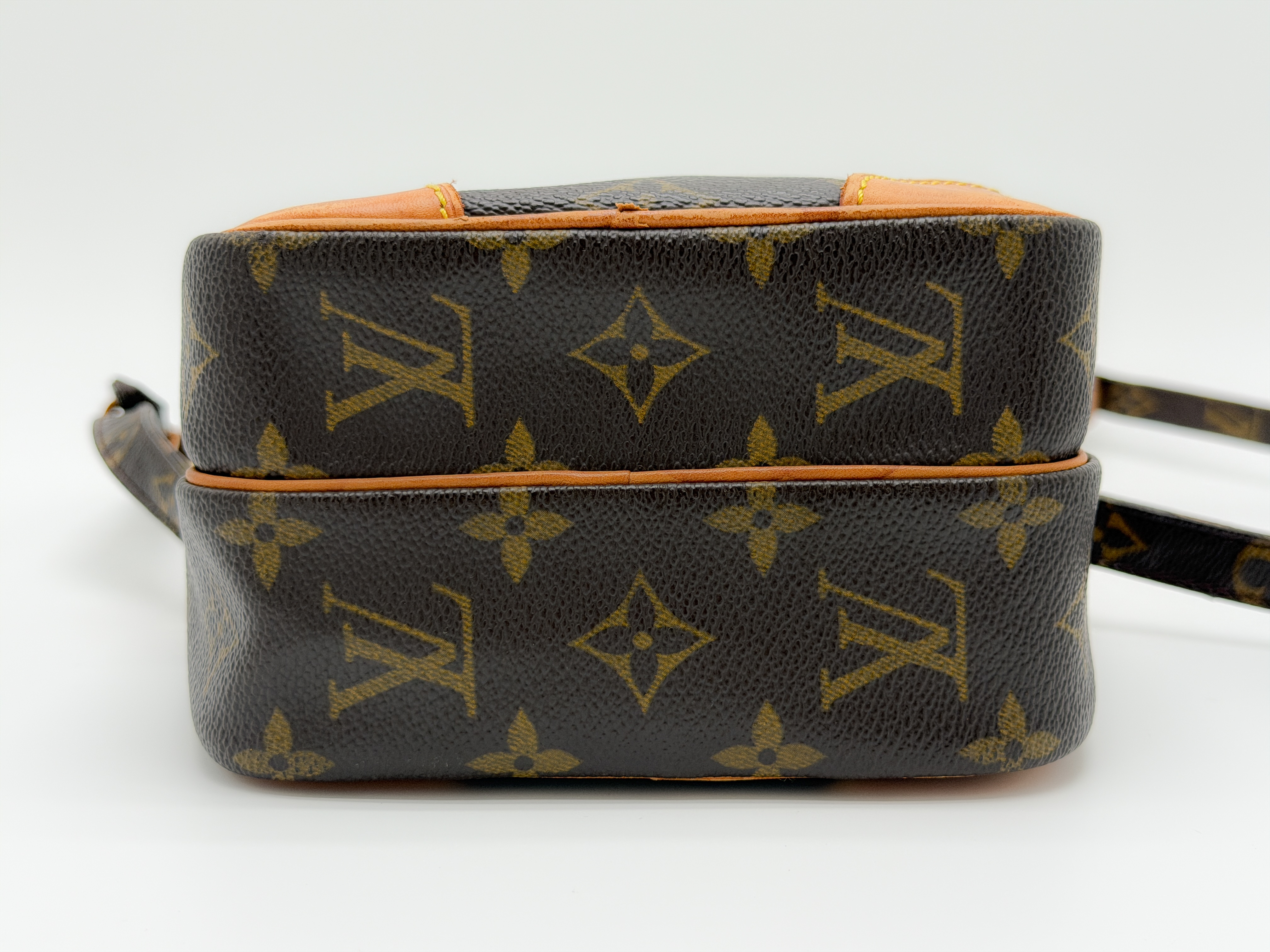 Monogram M45236 Amazon TH1022 No stickiness Shoulder bag — view 10