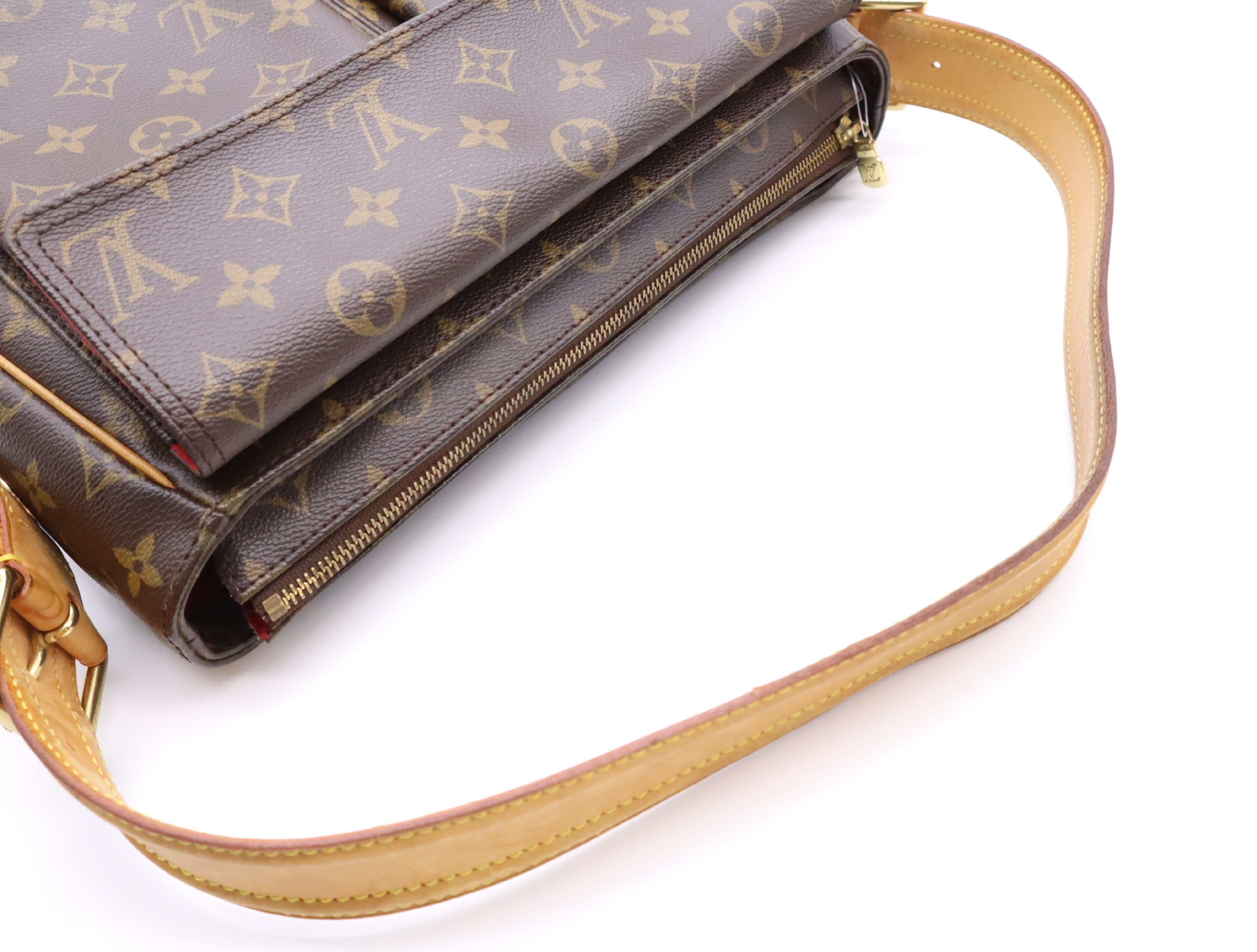 M51163 Monogram Viva Cite GM Shoulder Bag — view 12