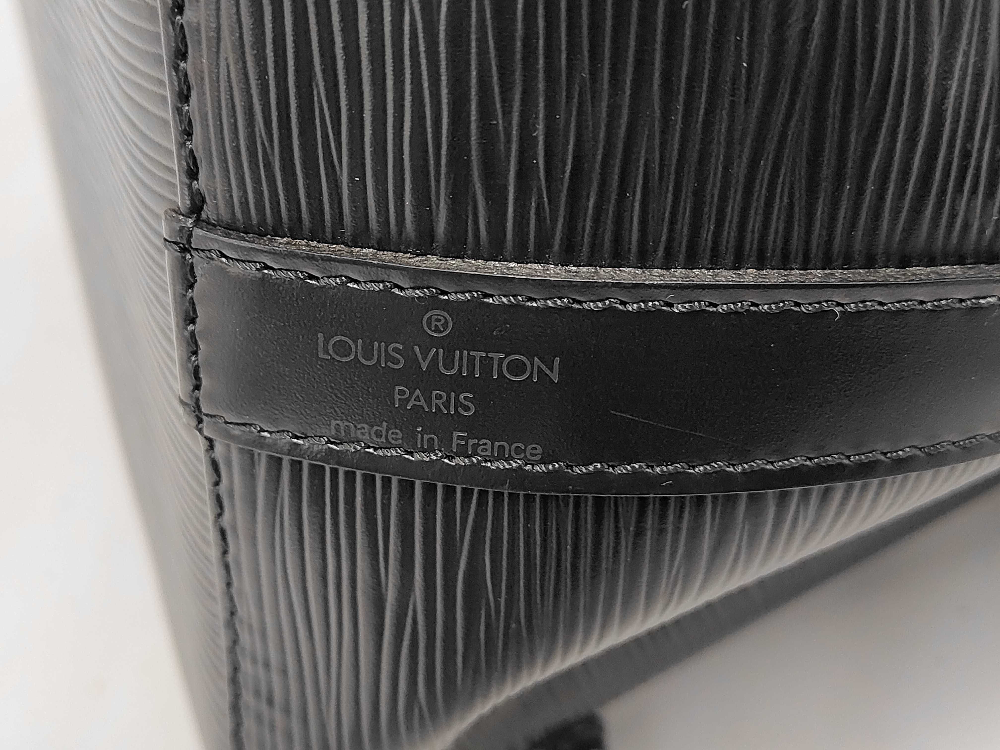 Petit Noé Shoulder Bag — view 10