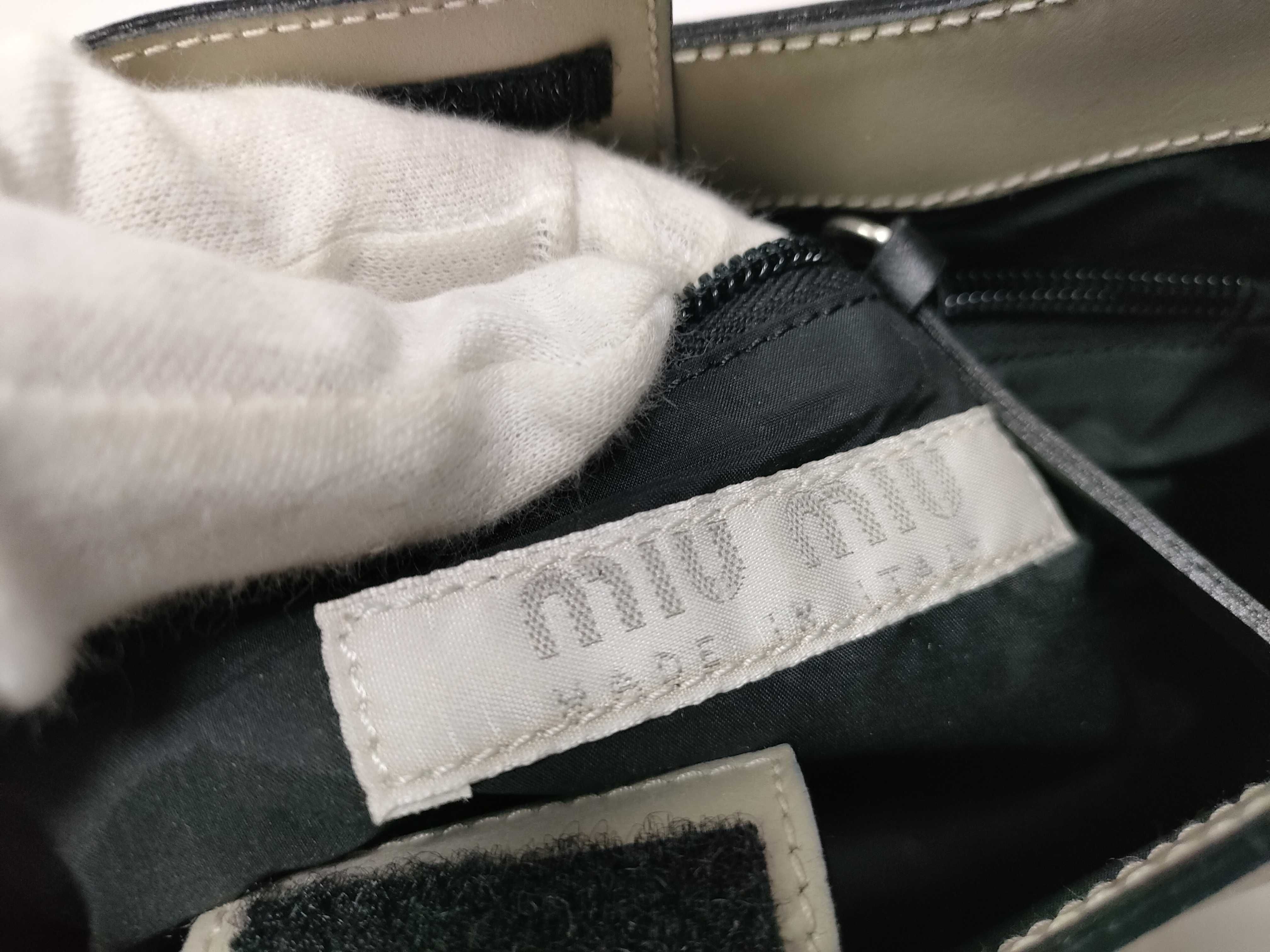 Archive One-Shoulder Bag Leather Shoulder Bag — view 15