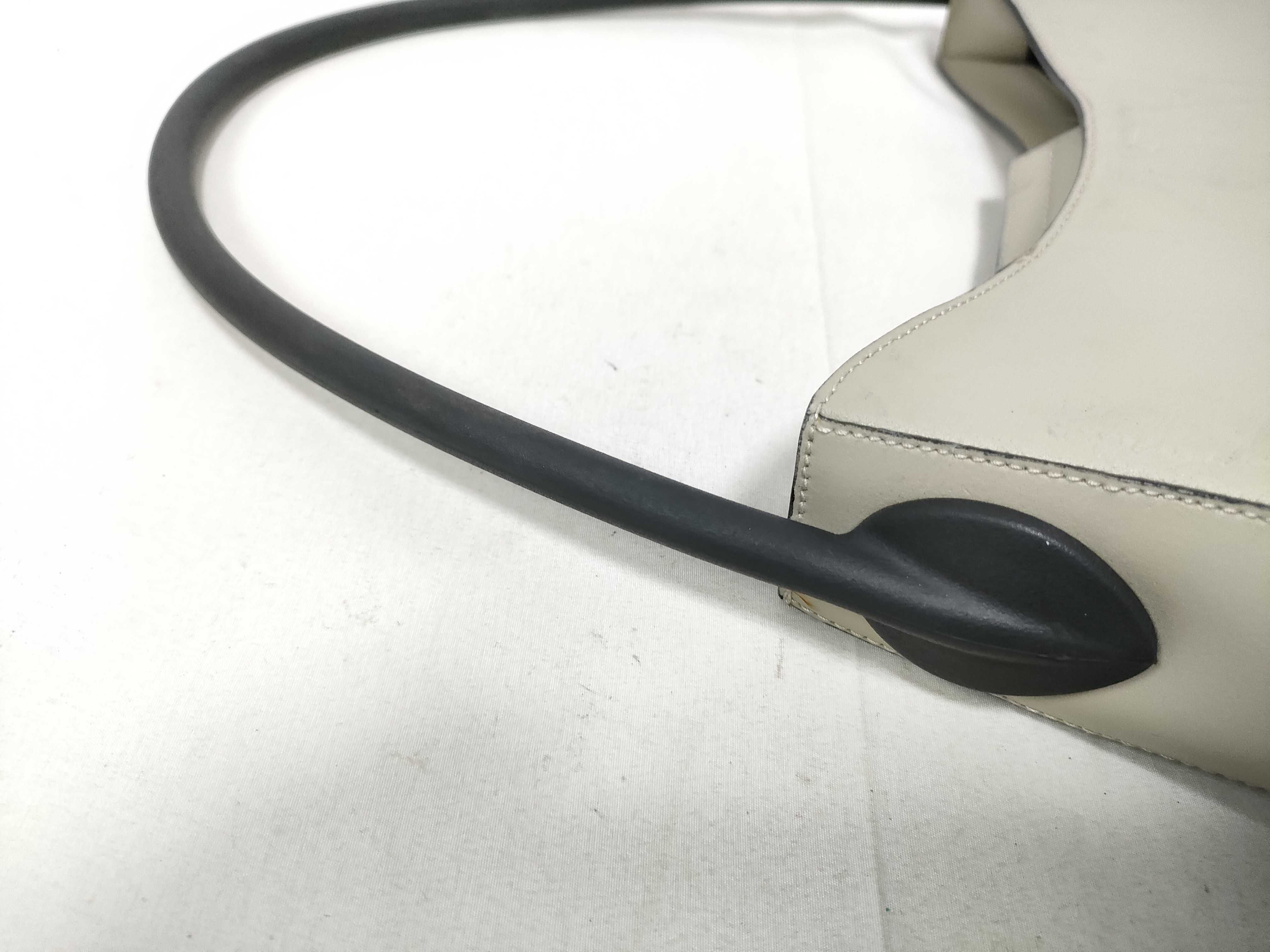 Archive One-Shoulder Bag Leather Shoulder Bag — view 7