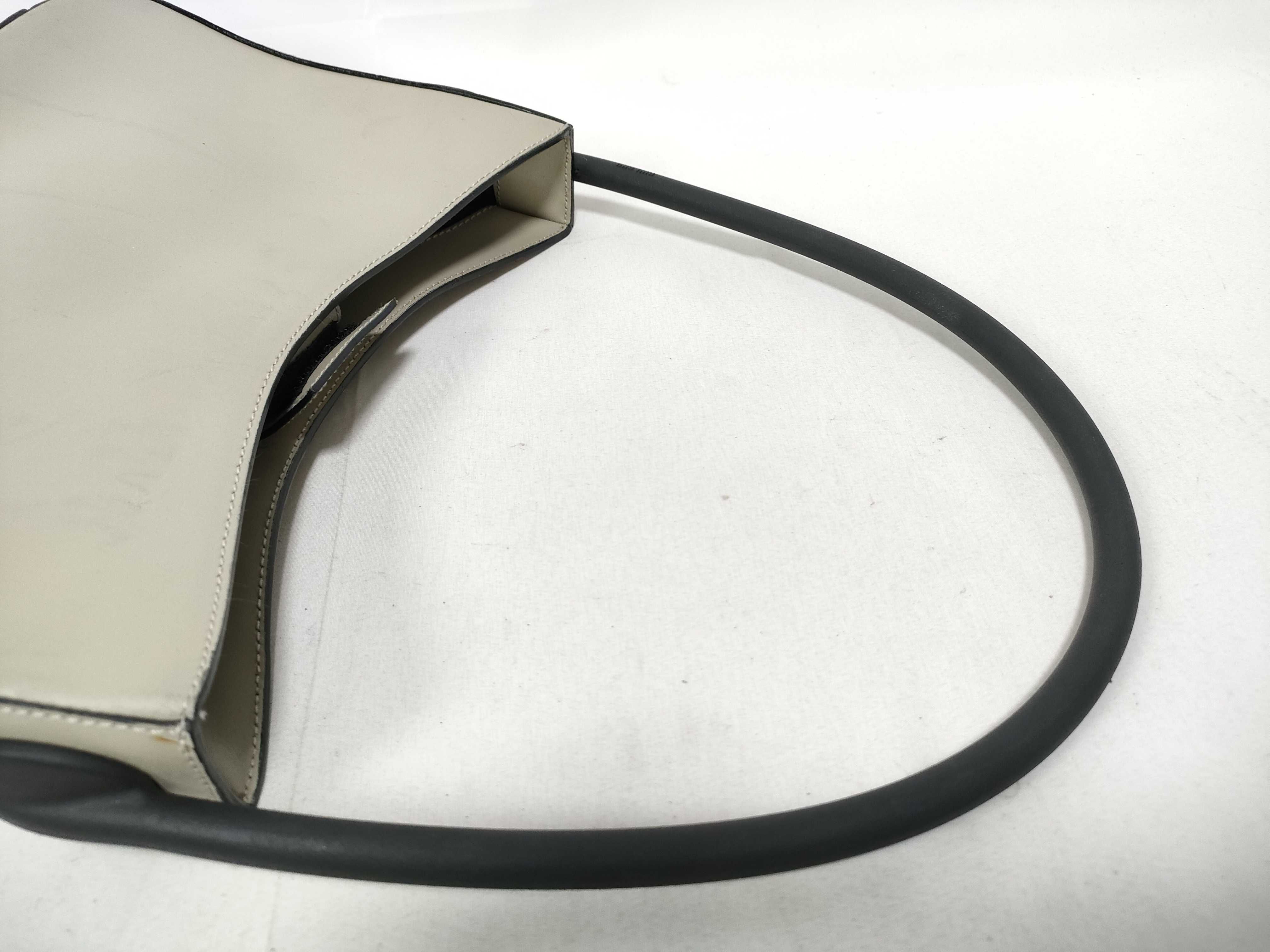 Archive One-Shoulder Bag Leather Shoulder Bag — view 10