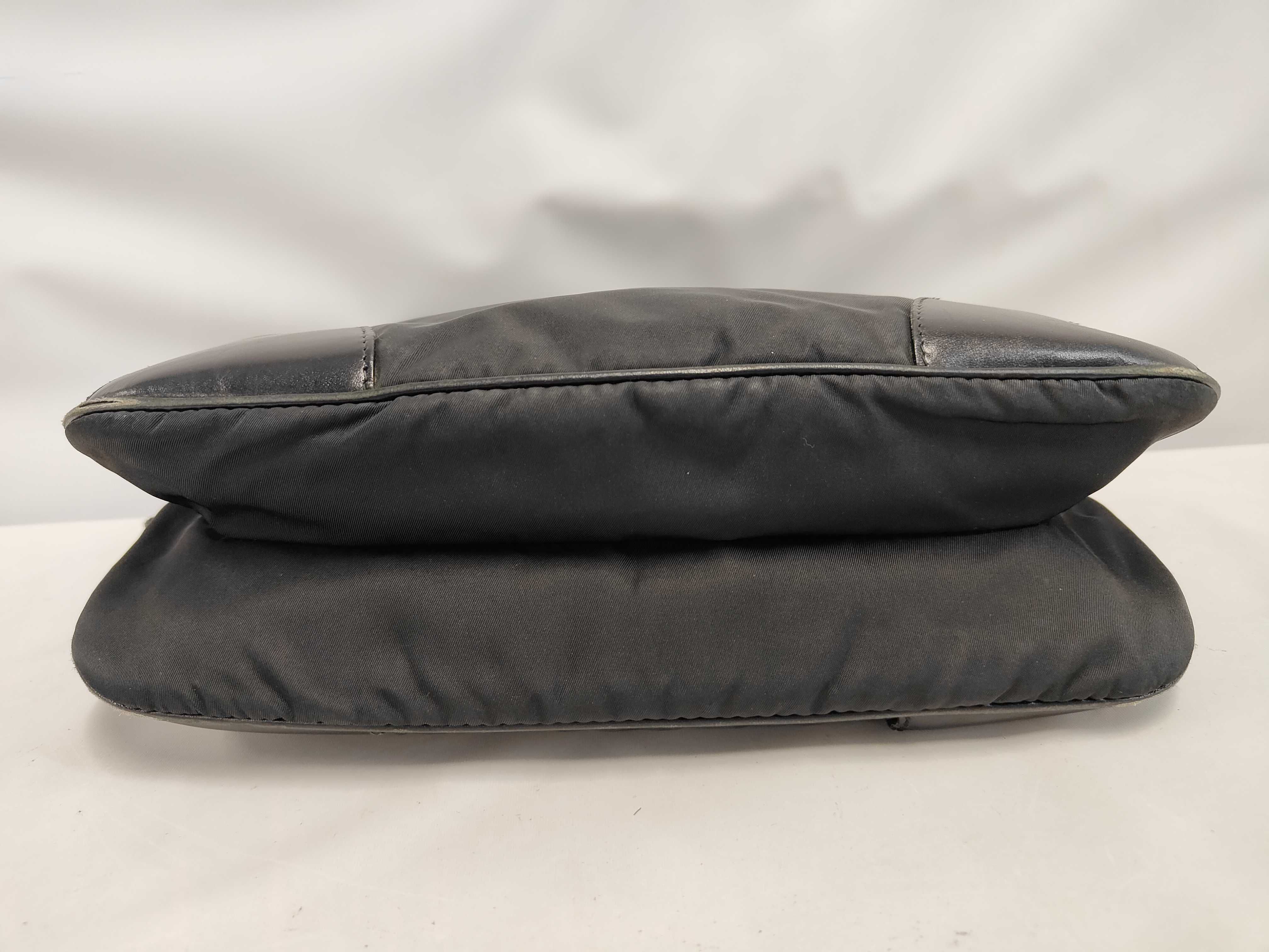 Shoulder Bag Triangle Plate Nylon Black Shoulder Bag — view 3