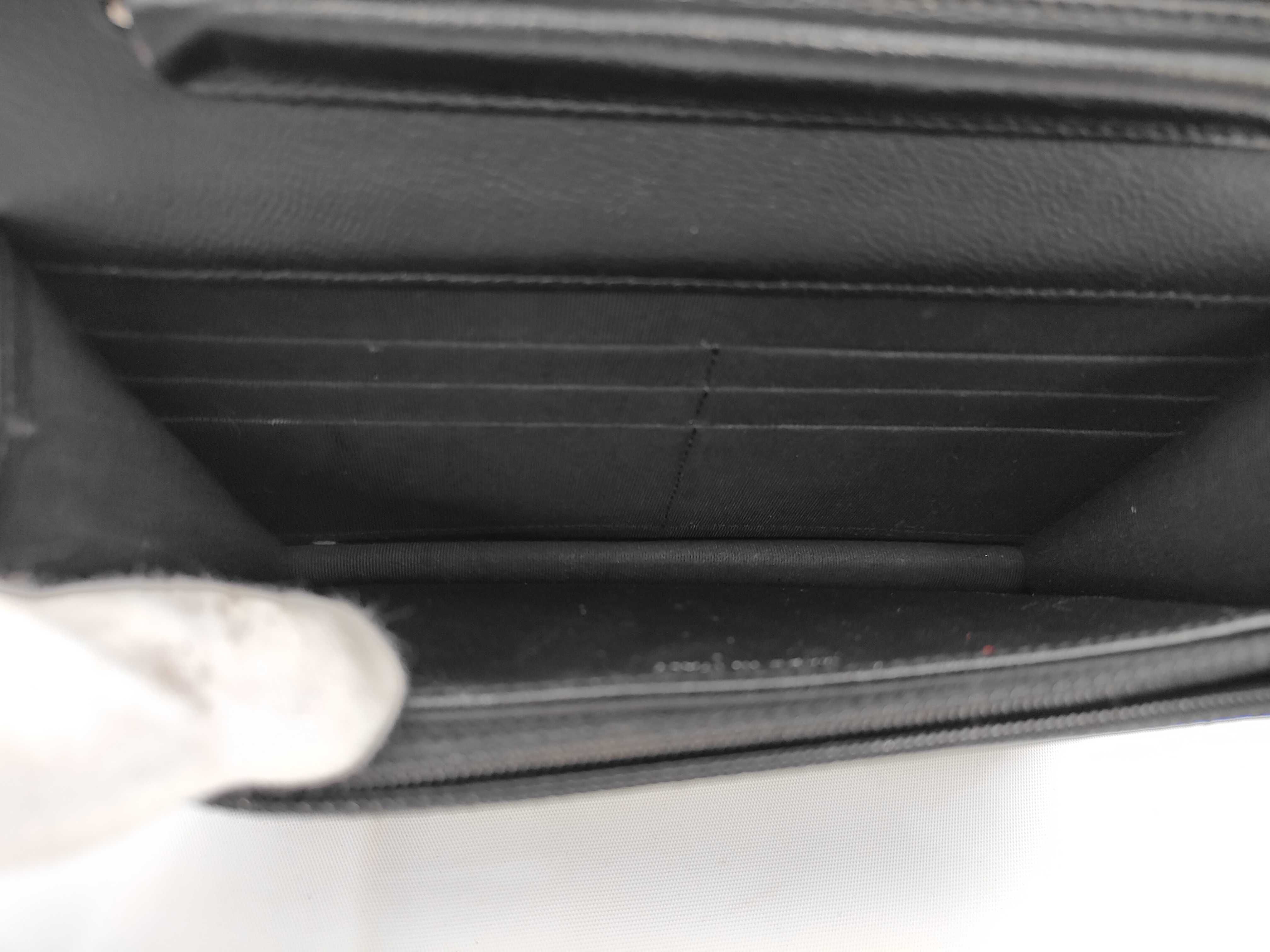 Matelassé Chain Wallet Shoulder Bag — view 9