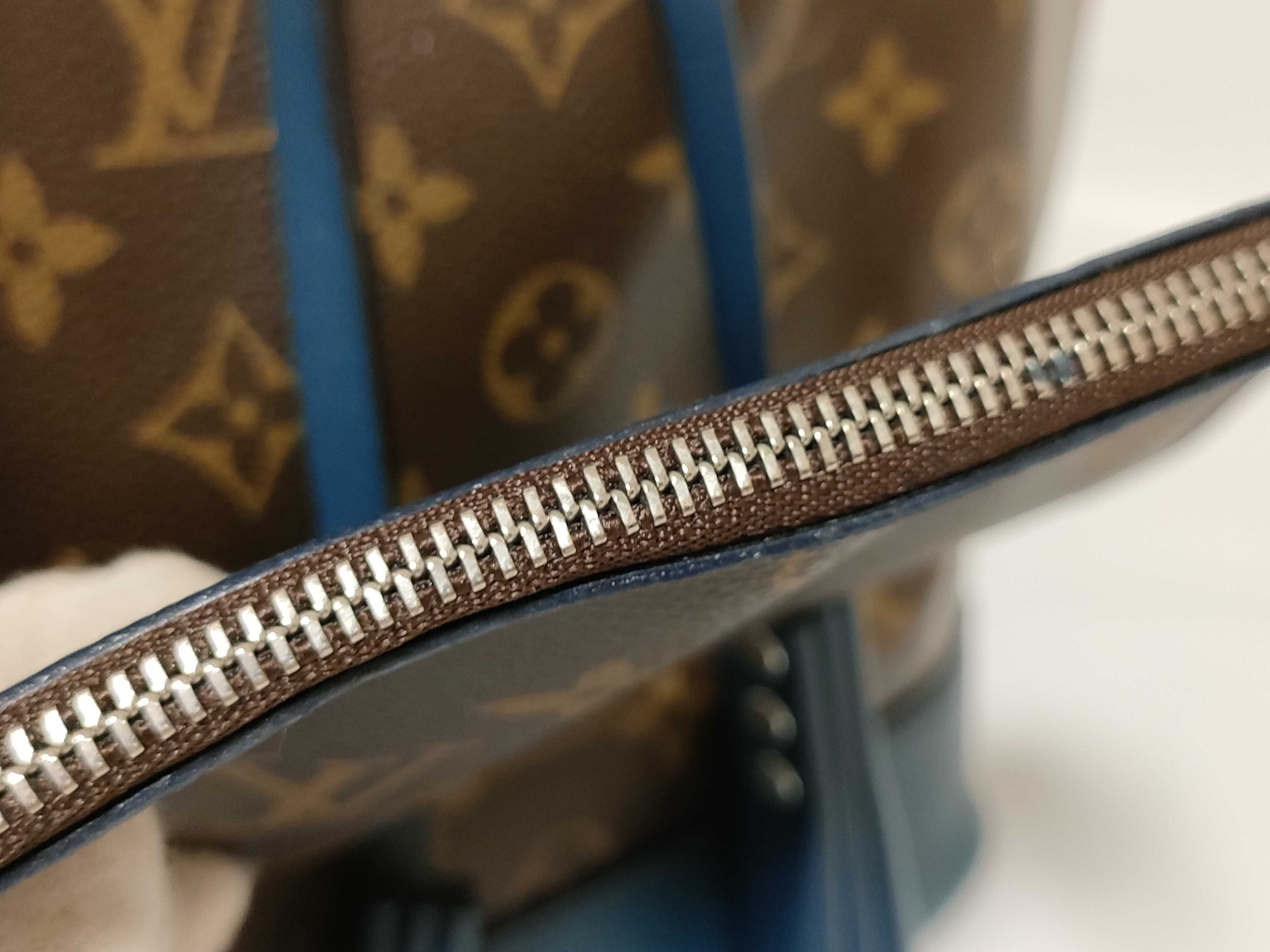 Monogram Louis Vuitton Bucket Shoulder Bag — view 6