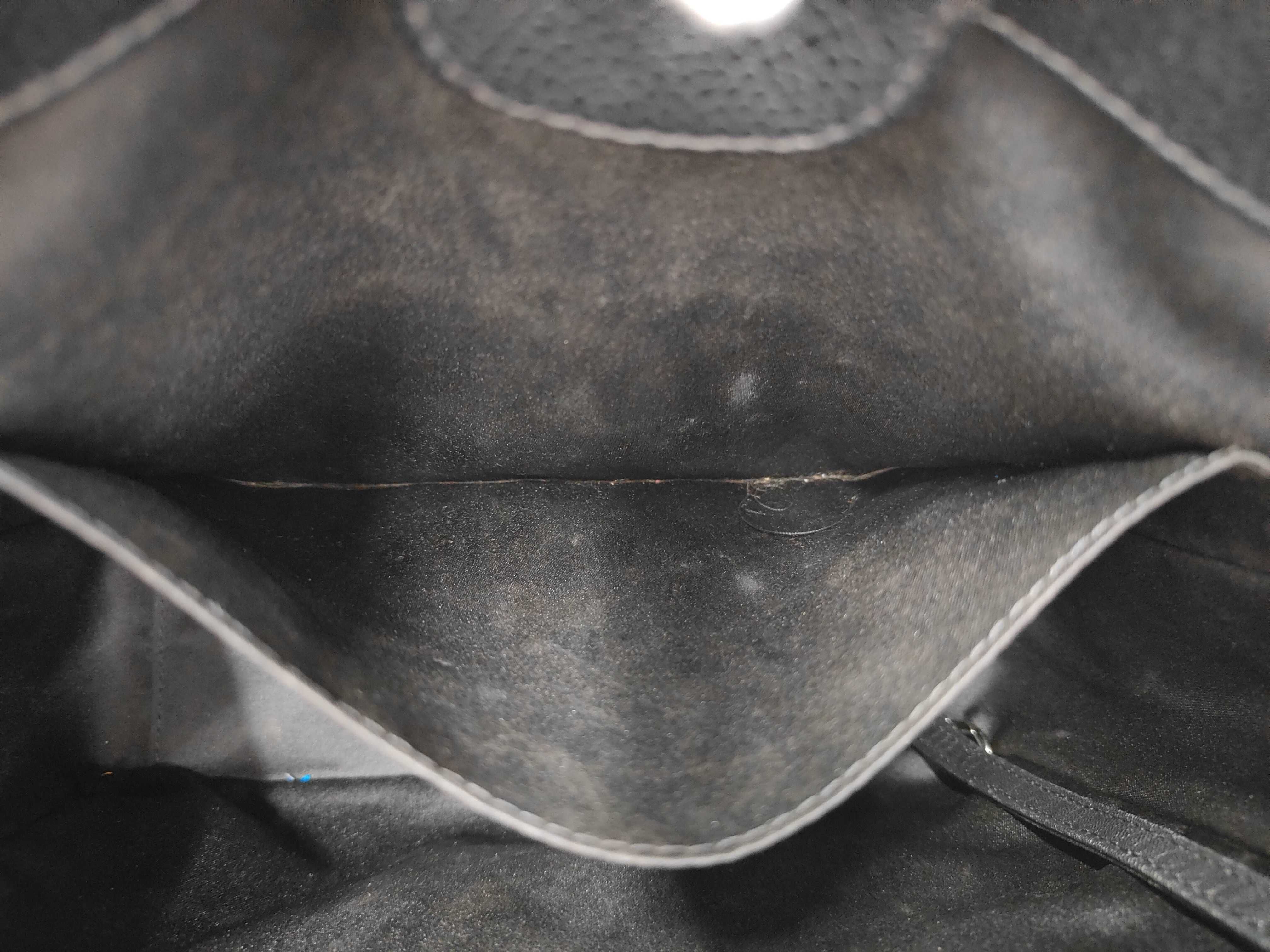 GST Small Caviar Skin Tote Bag (Serial No. 18) — view 11