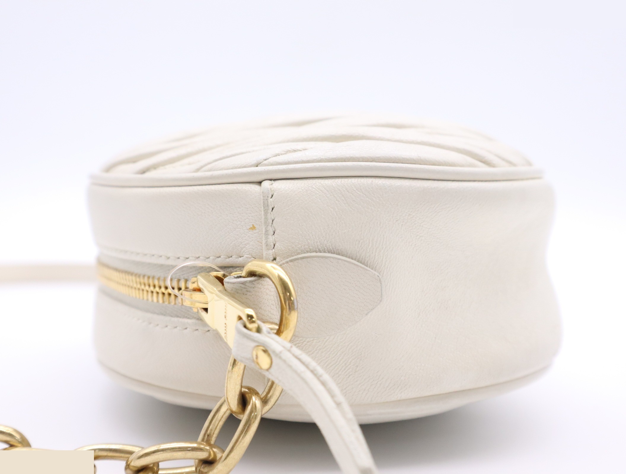 Leather Matelassé bag, white, gold hardware, with dust bag. — view 3