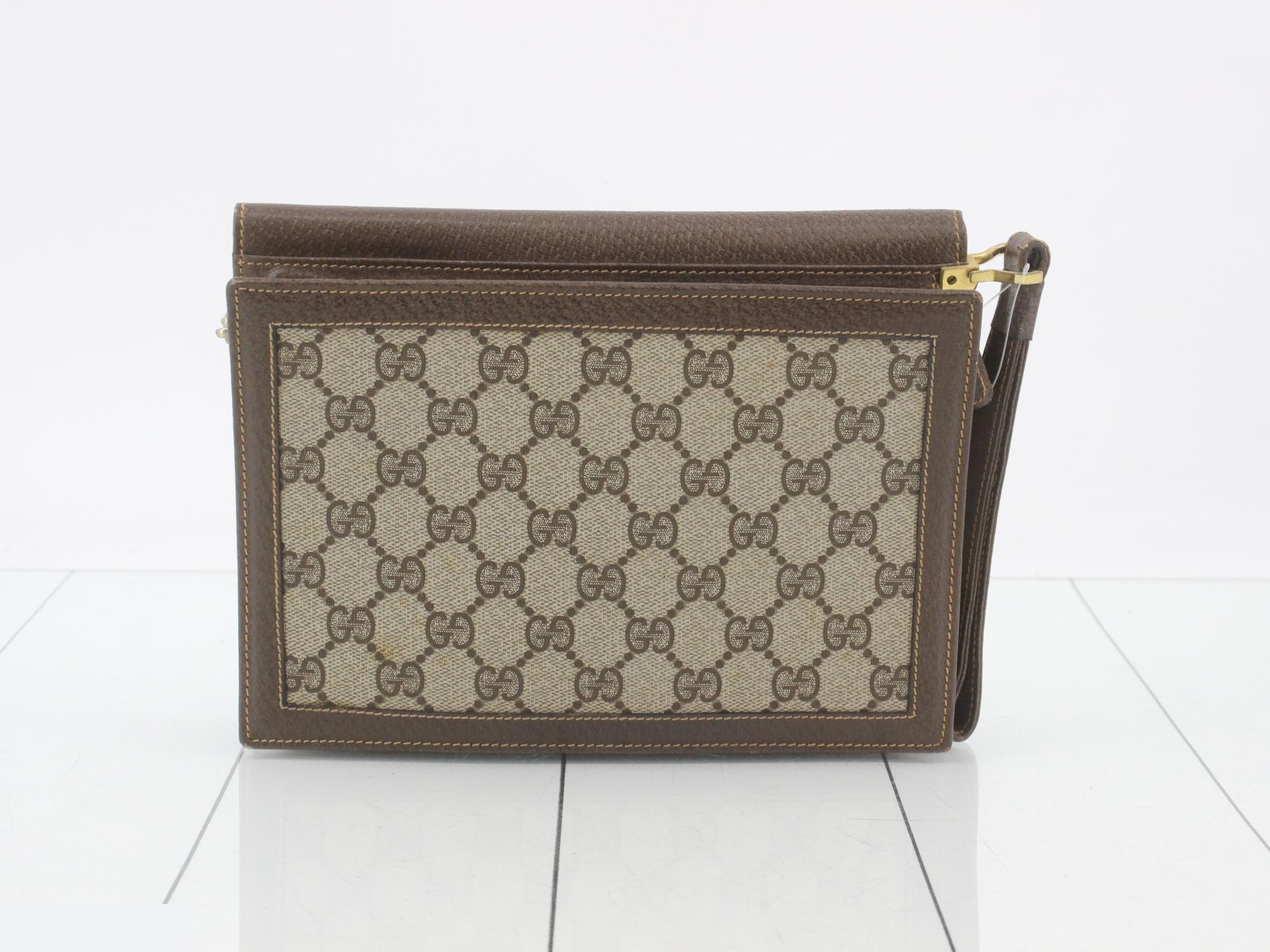 GG Supreme Canvas Clutch Bag — view 2