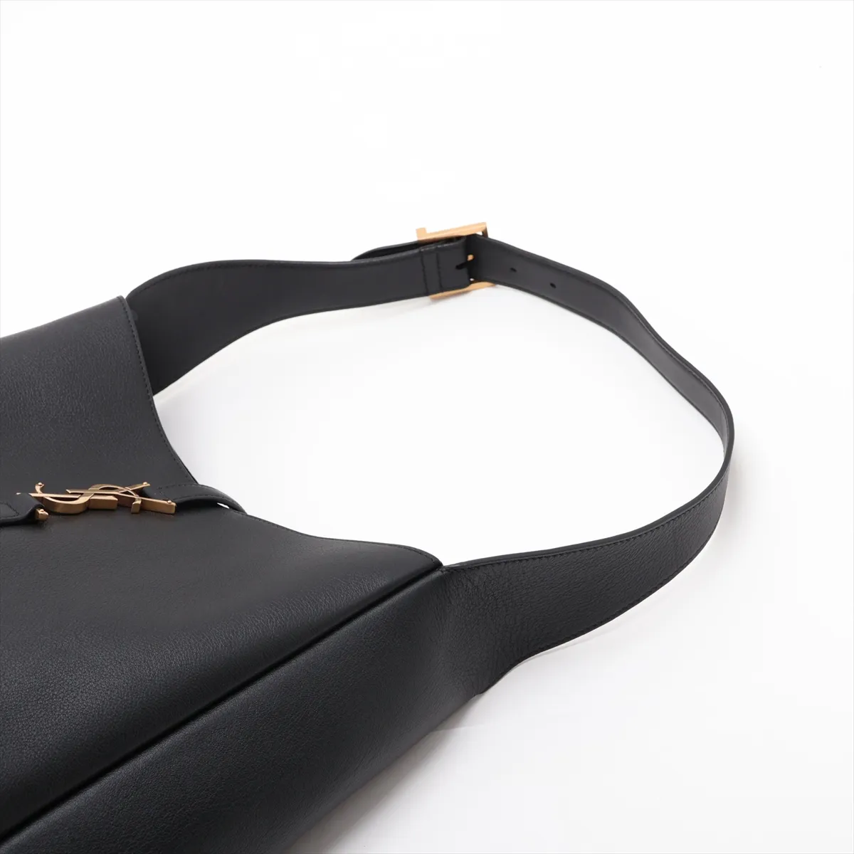 LE 5 A 7 Large 753837 Leather Shoulder Bag, Black — view 5