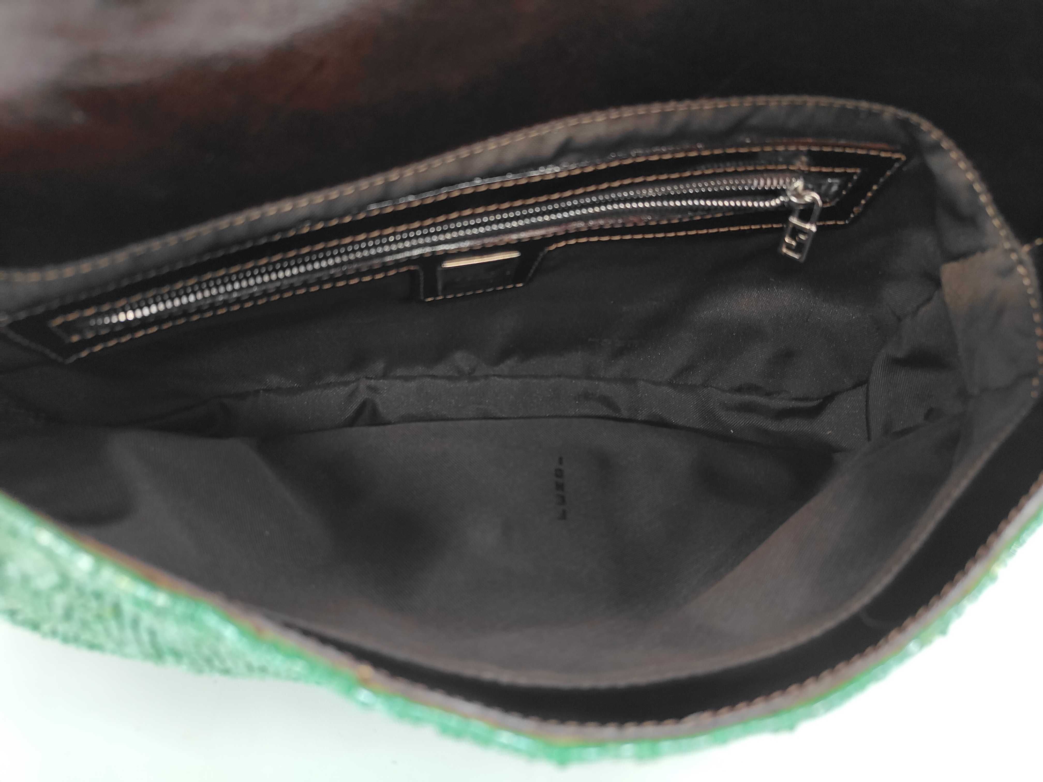 Mamma Bucket Beaded Green Handbag — view 9