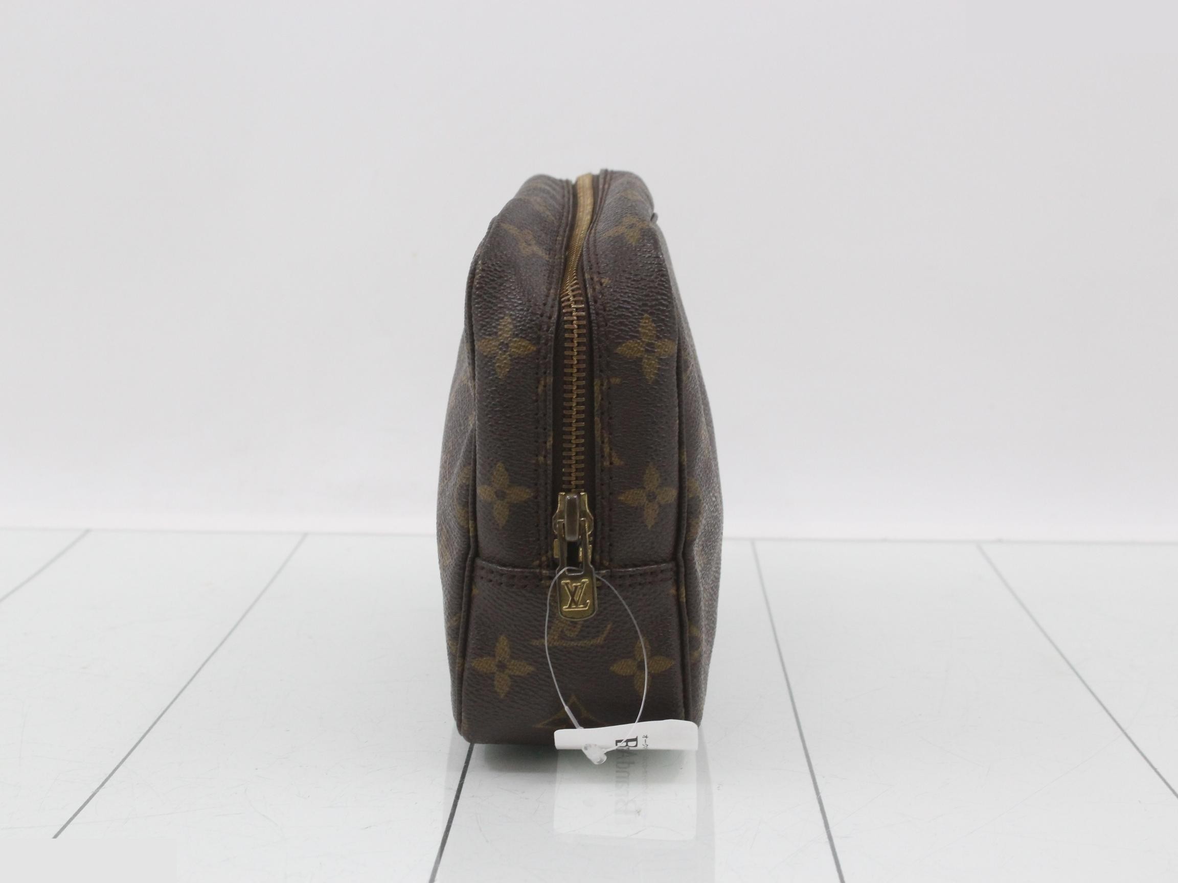 LV Monogram Troussard Toilette 23 — view 4
