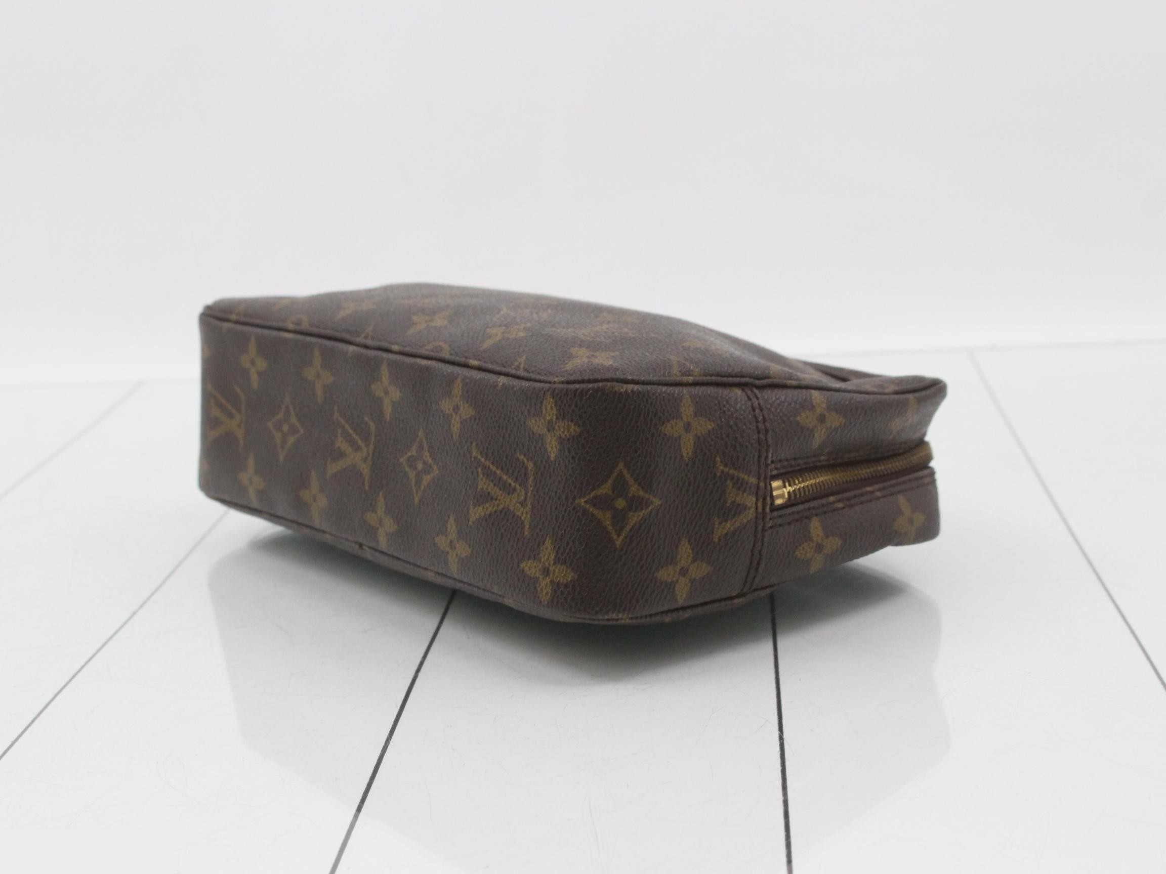 LV Monogram Troussard Toilette 23 — view 6