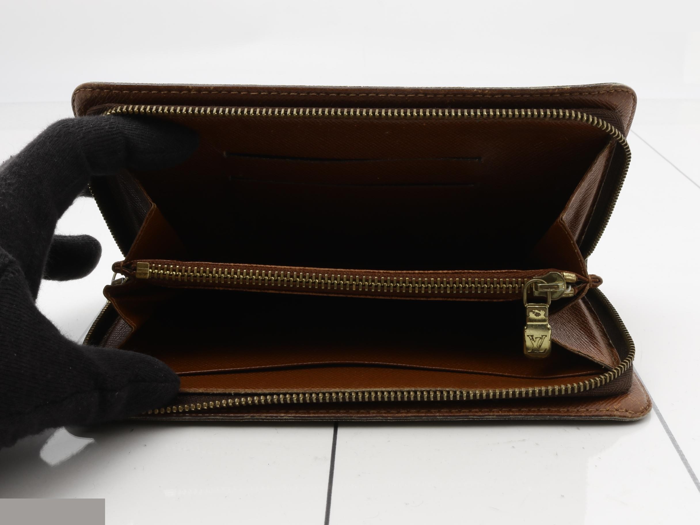 Monogram Portemonnaie Zip — view 4