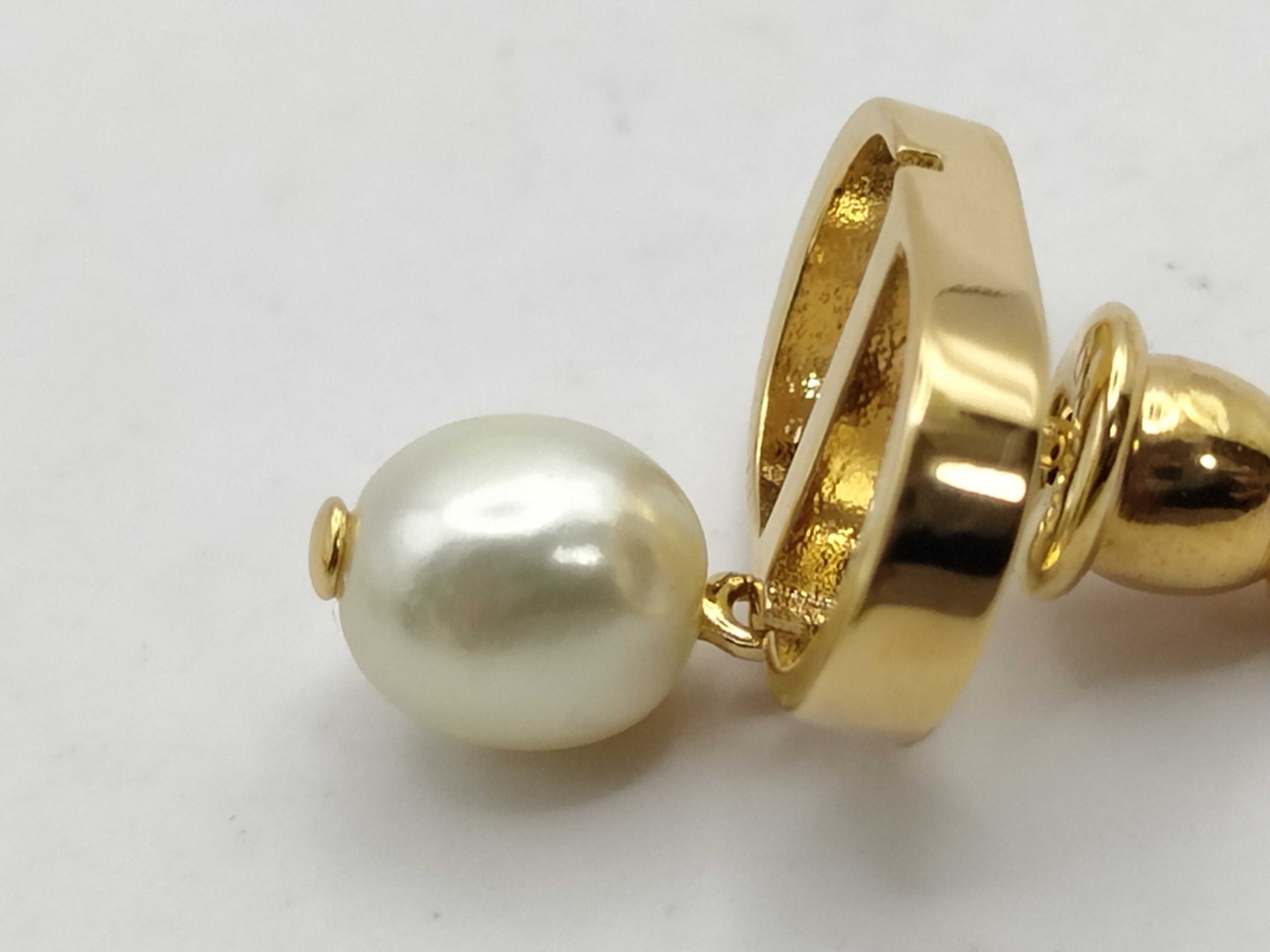 Petite CD Resin Pearl Earrings — view 3