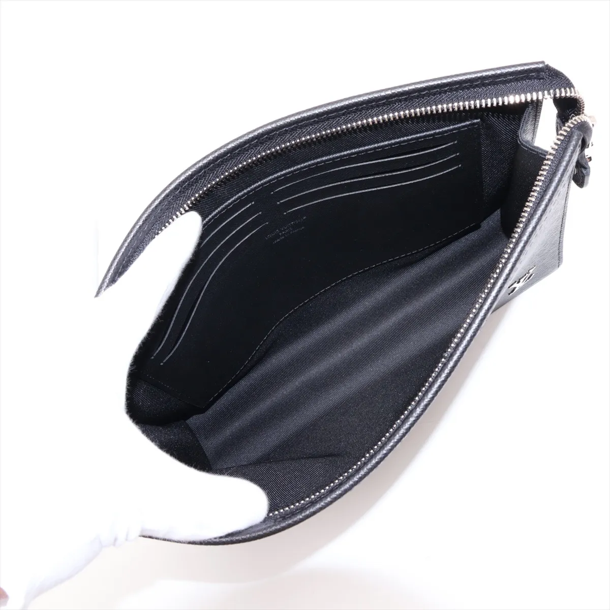 Taiga Pochette Voyage M30450 Black (RFID detected) — view 5