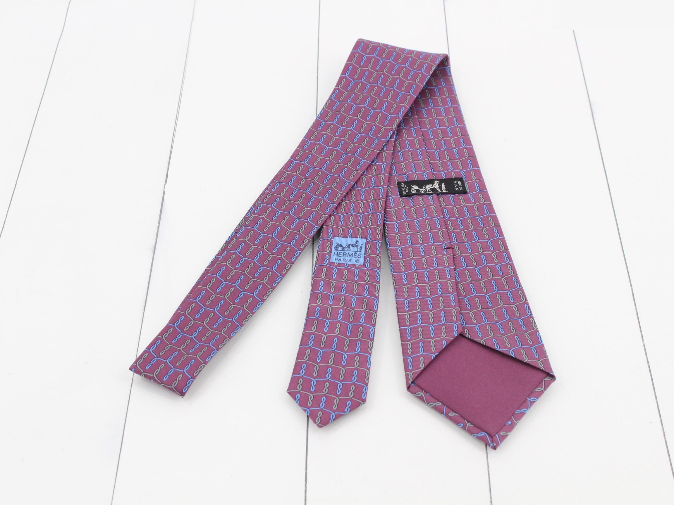Silk tie — view 2