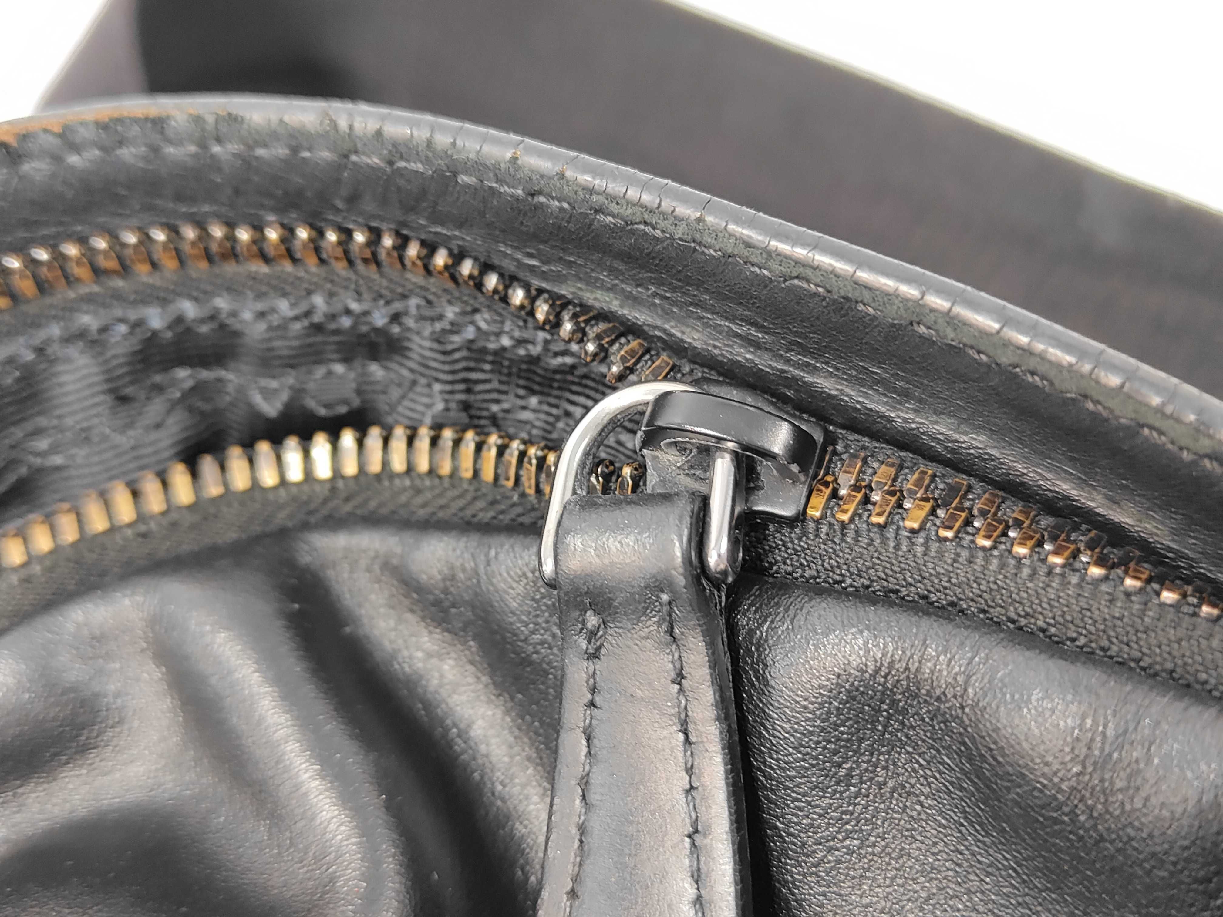 leather backpack with triangular logo. — view 10