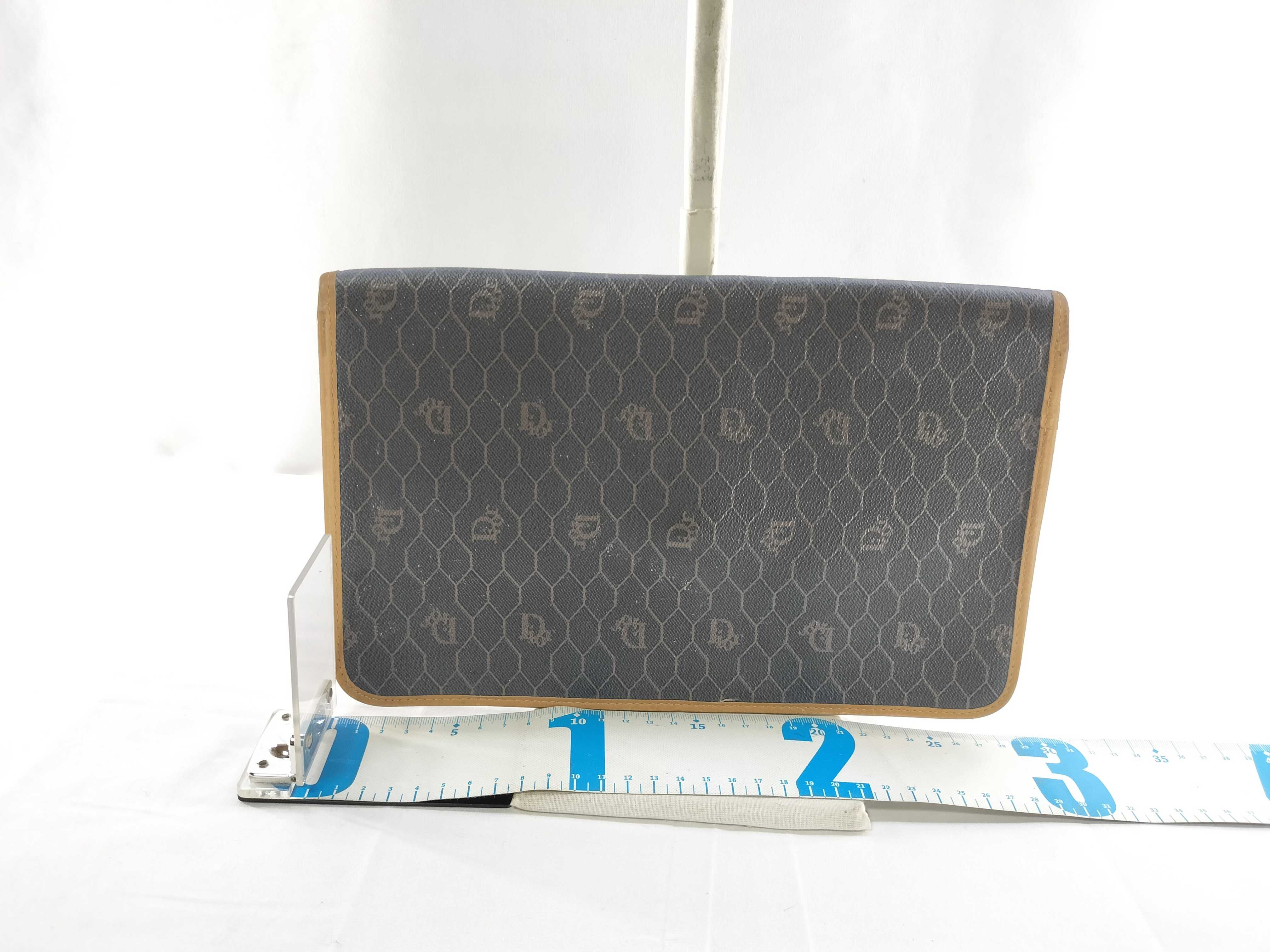 Honeycomb Clutch Bag — view 2