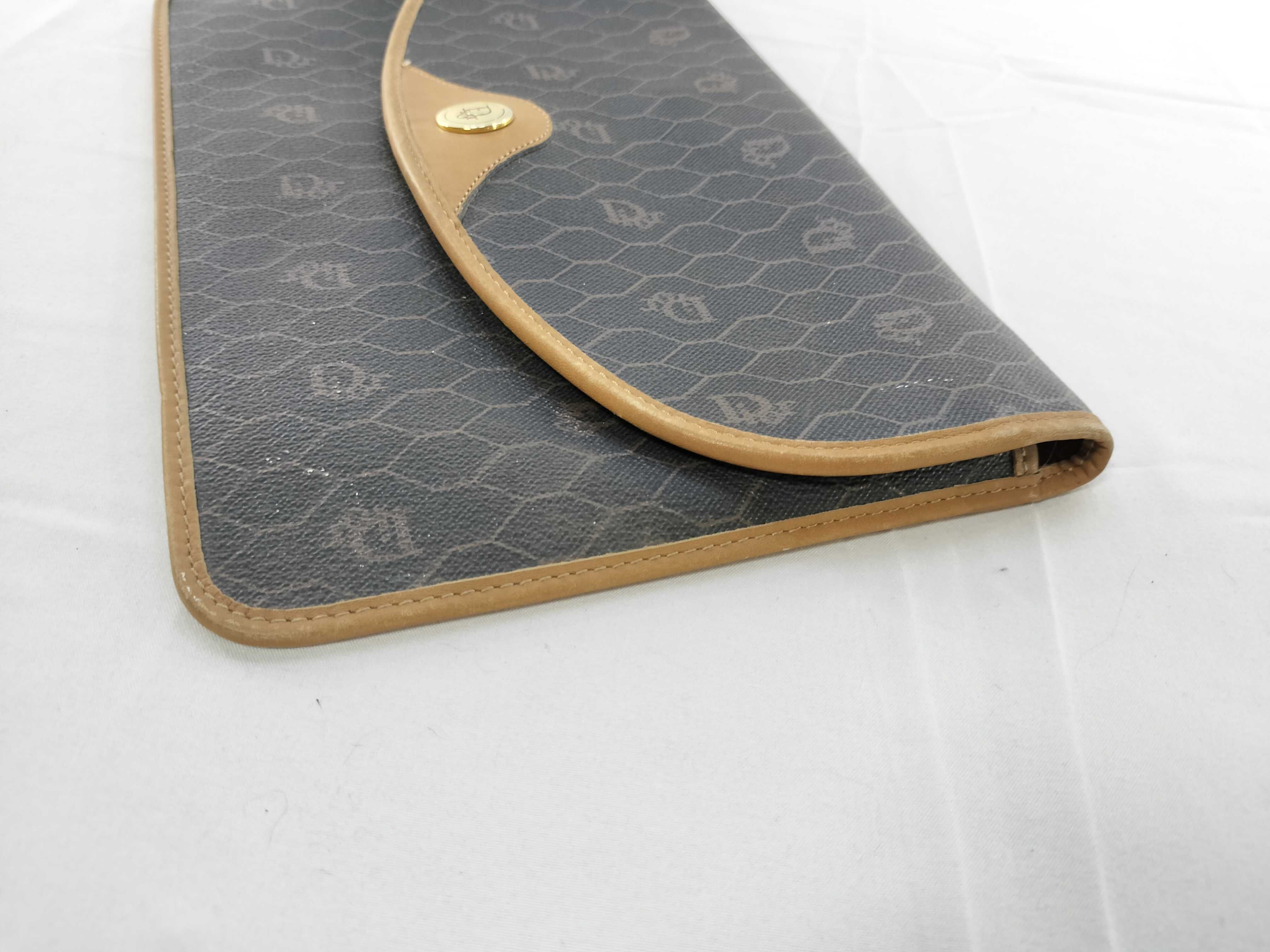Honeycomb Clutch Bag — view 3