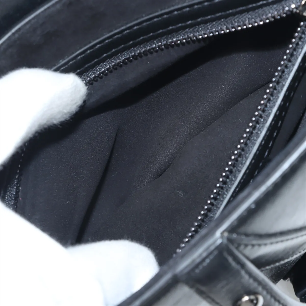Saddle Bag Leather x Rubber Studs 2-Way Shoulder Bag Black — view 9