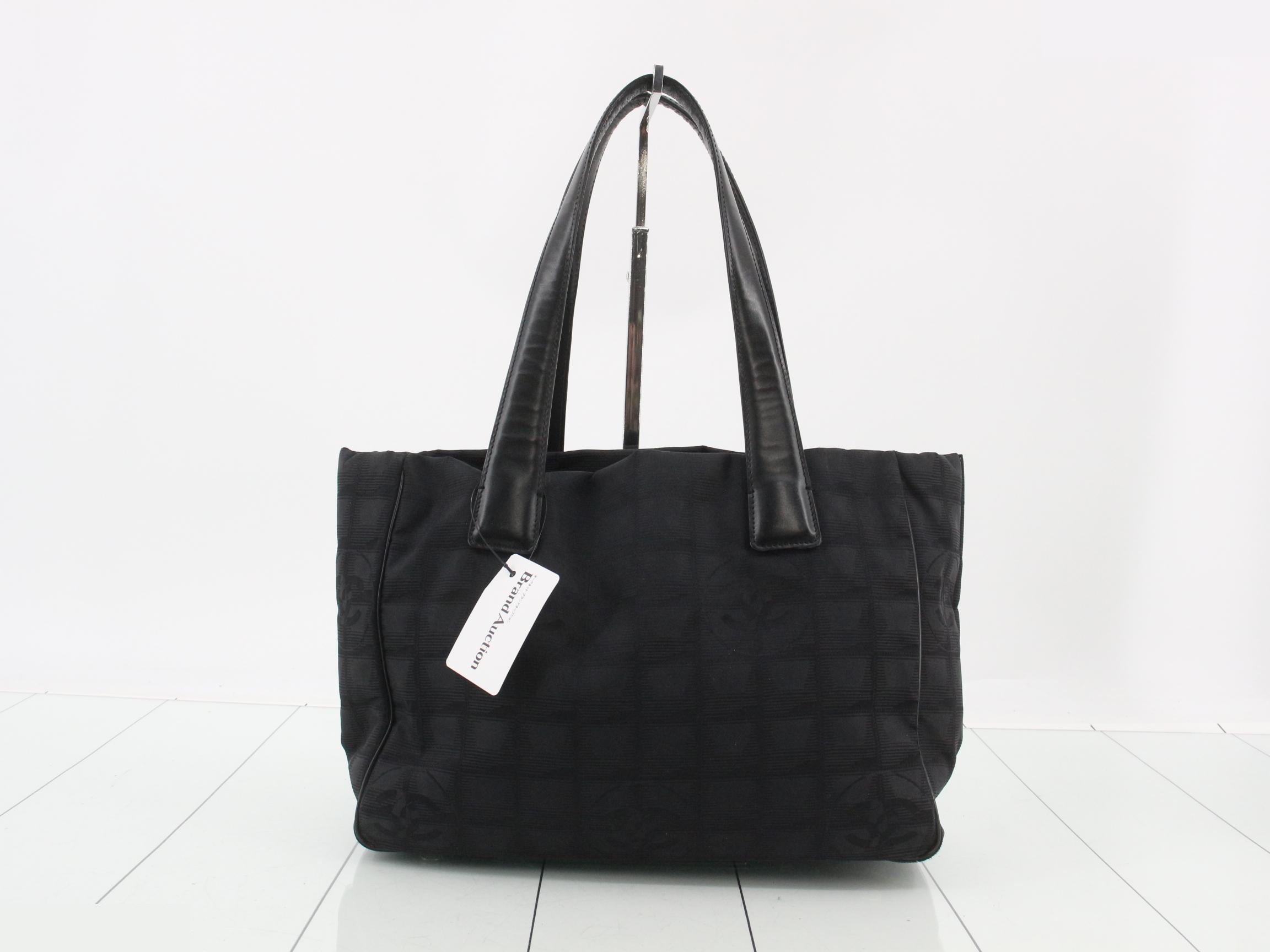 New Travel Line Tote — view 2