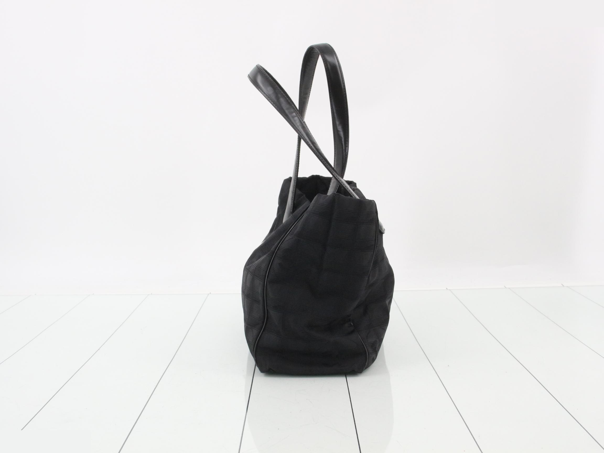 New Travel Line Tote — view 4