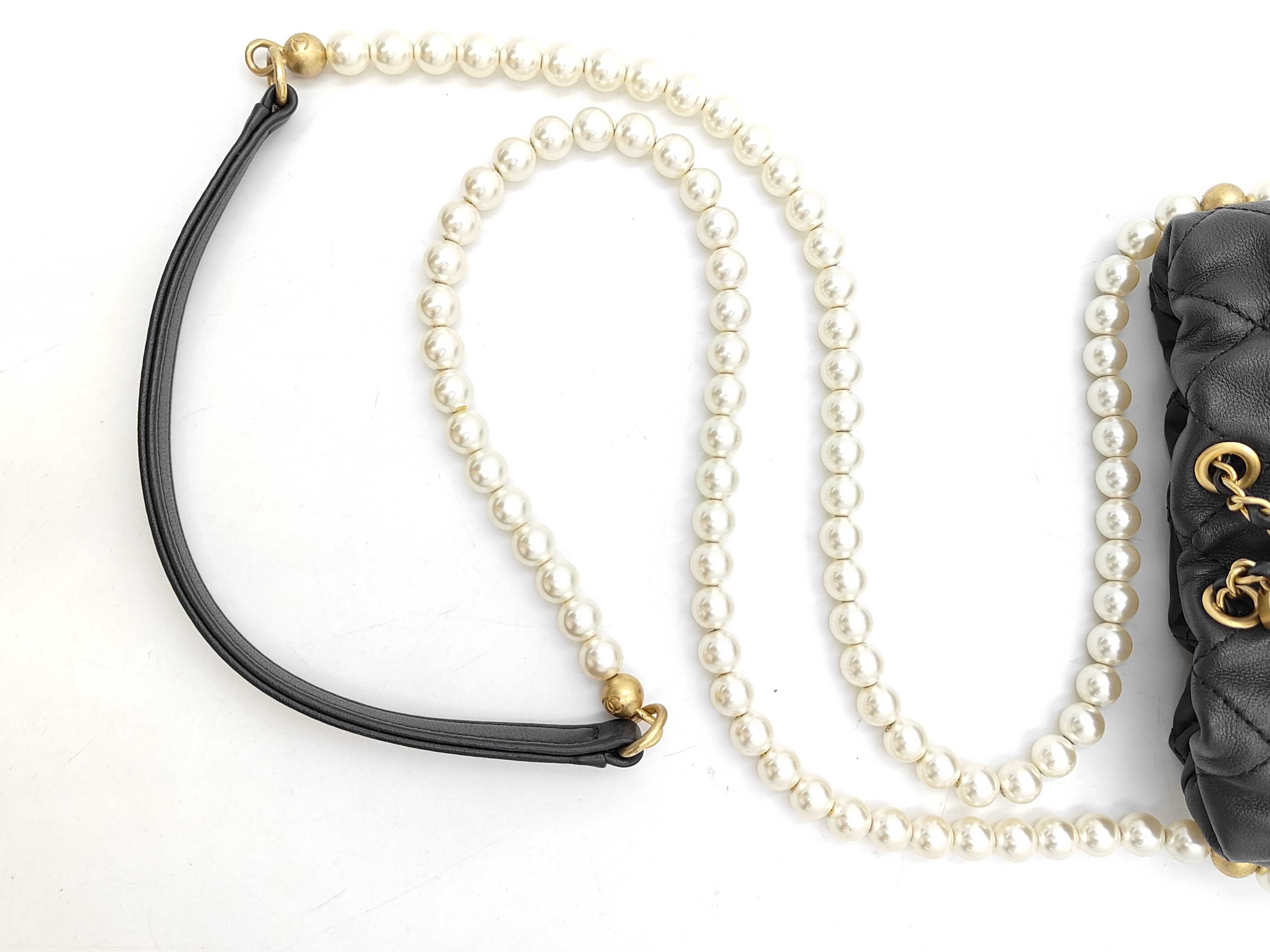 Matelassé Coco Mark Drawstring Lambskin Shoulder Bag — view 3