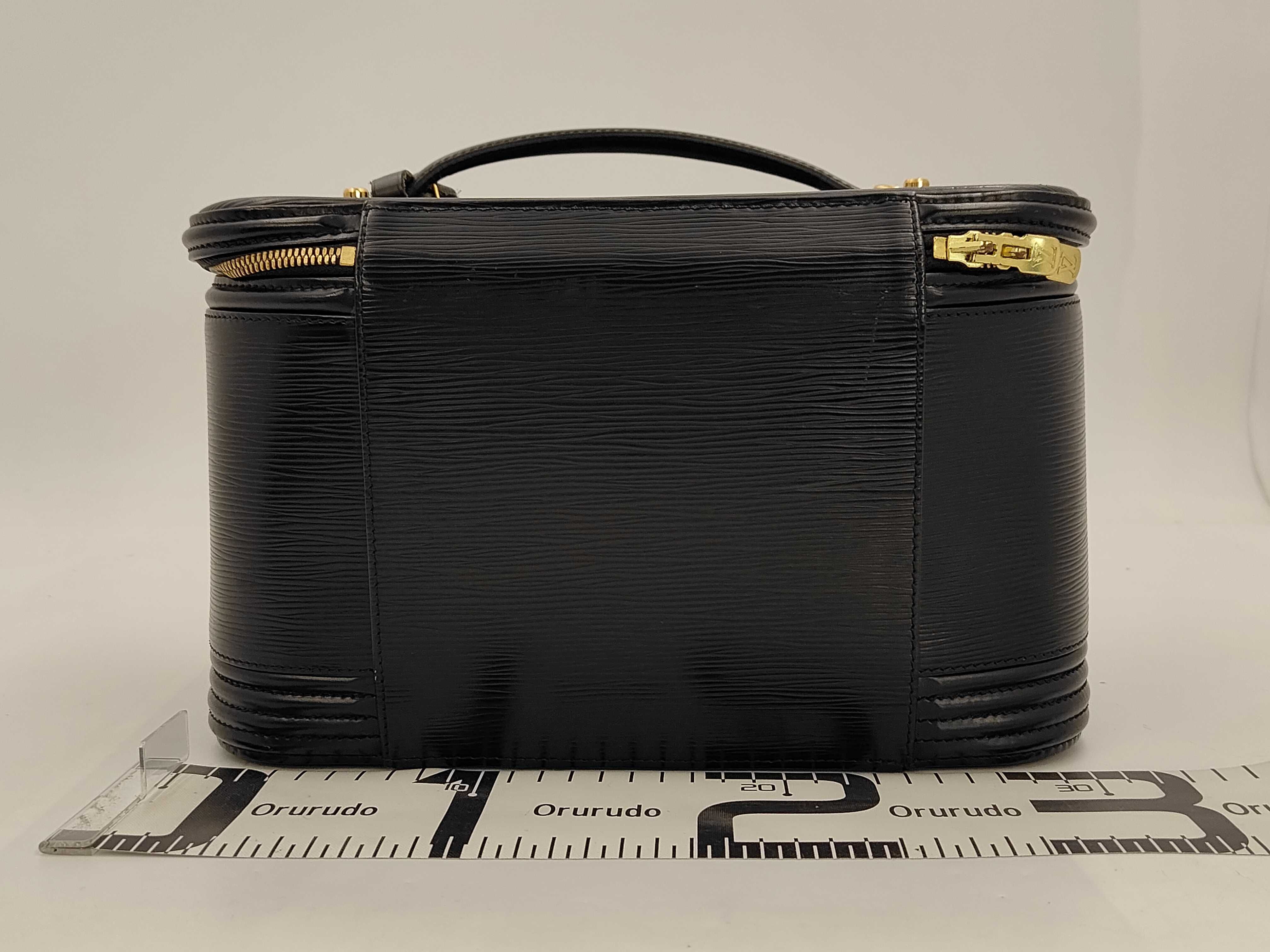 Epi Nice Vanity M48012 Vanity Bag — view 2
