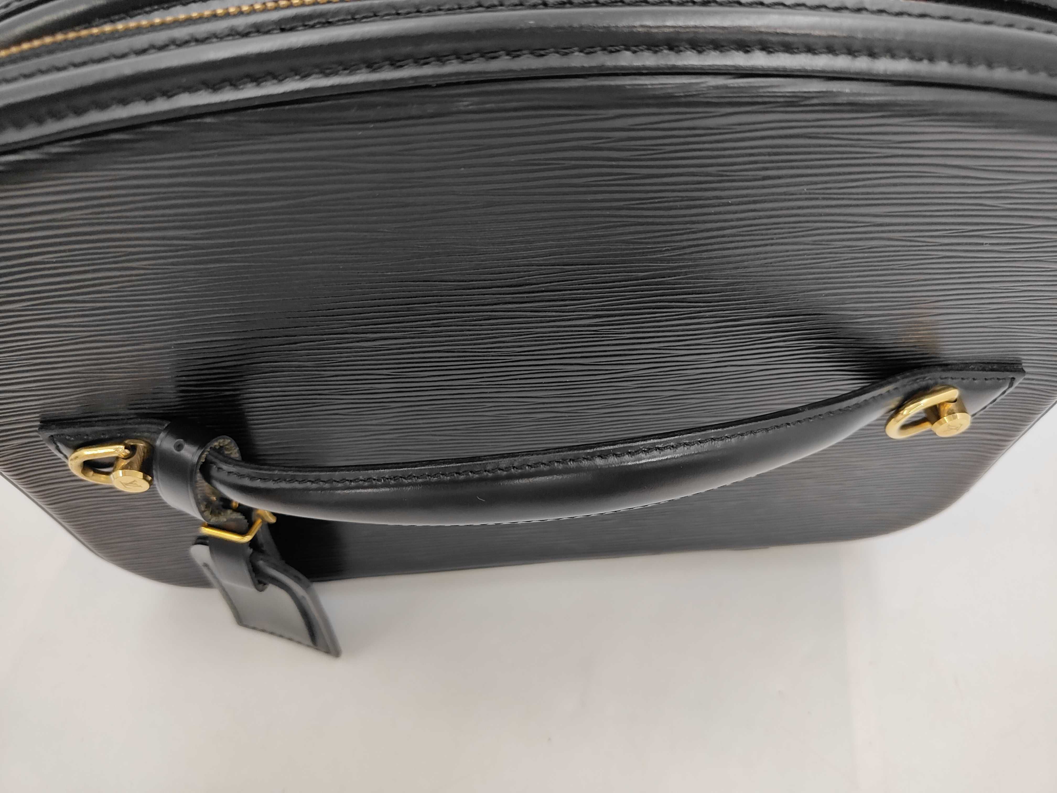 Epi Nice Vanity M48012 Vanity Bag — view 5