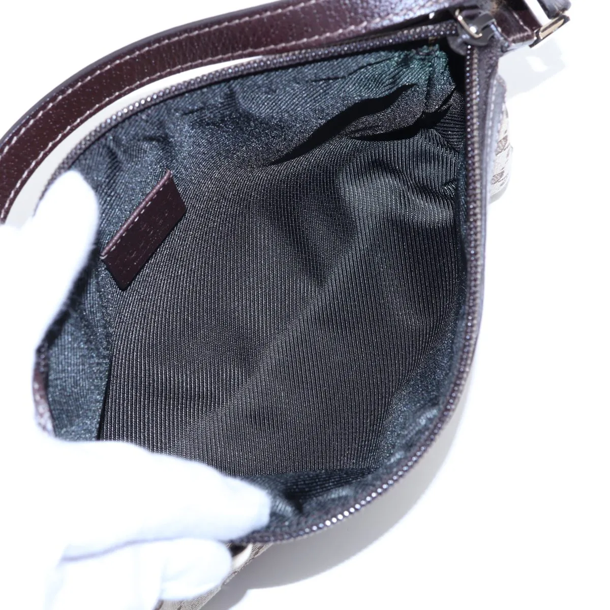 GG Canvas Shoulder Bag, Beige x Brown, 145750 — view 7