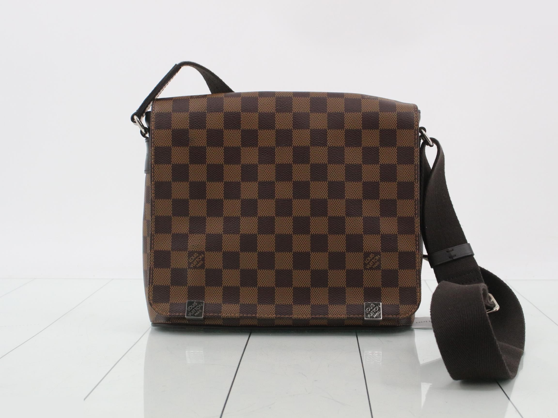 Damier District PM NM Shoulder Bag