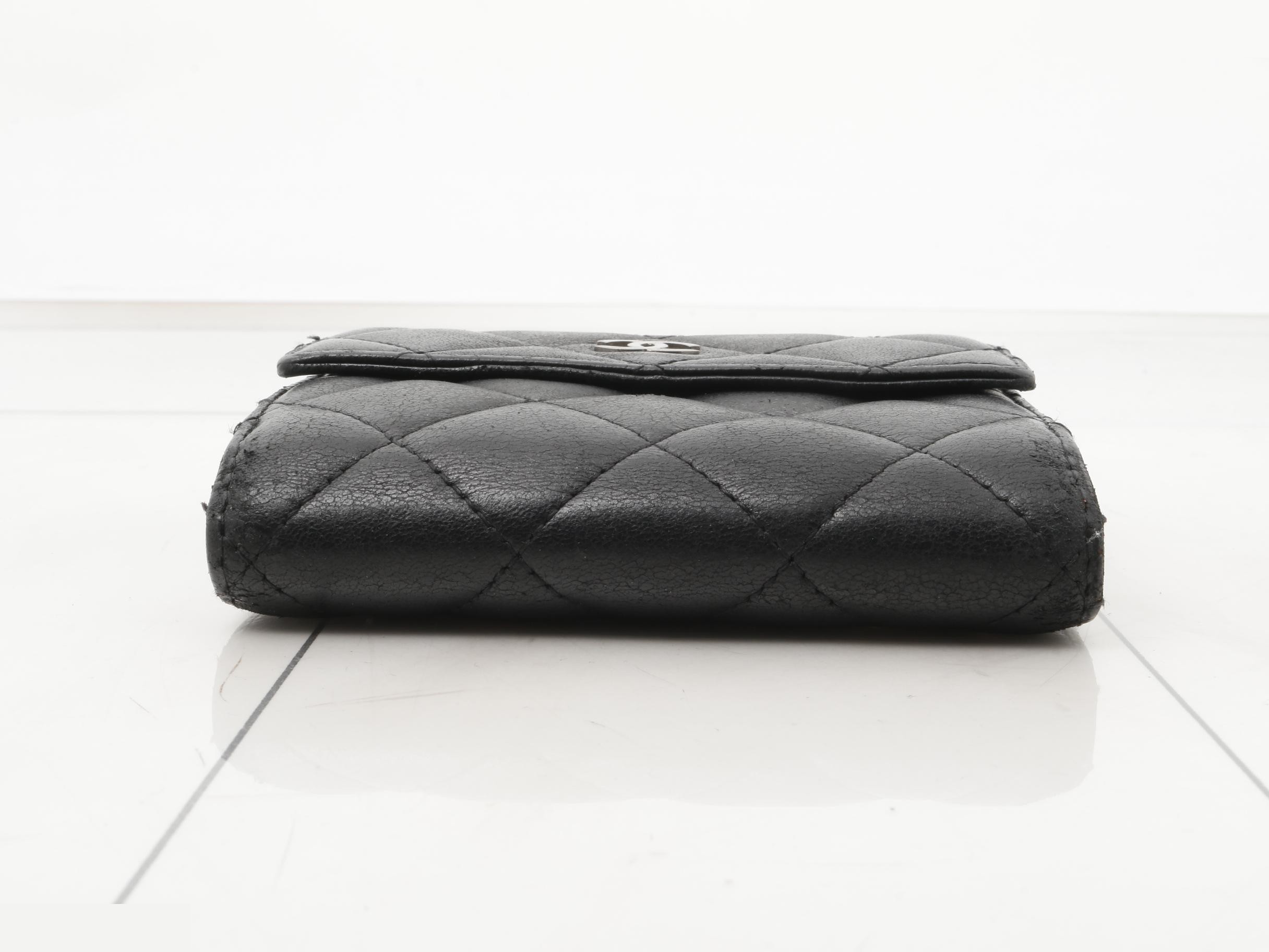 Matelassé Lambskin Bi-fold Wallet, with original sticker, serial number in the 17s range. — view 3