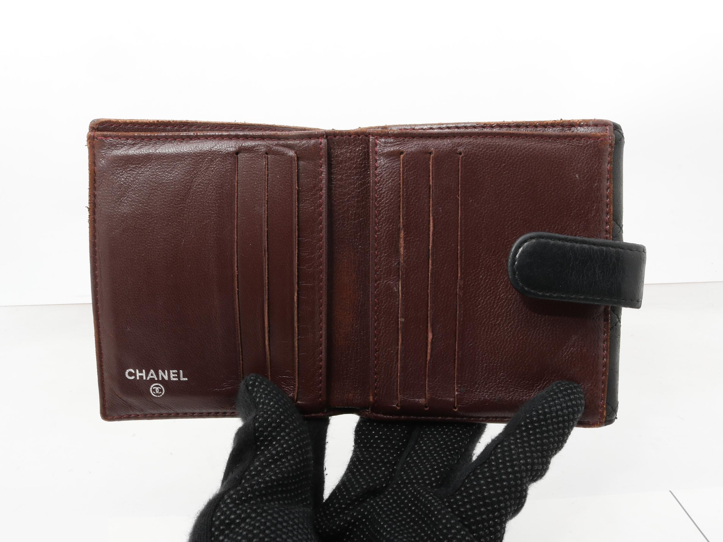 Matelassé Lambskin Bi-fold Wallet, with original sticker, serial number in the 17s range. — view 4