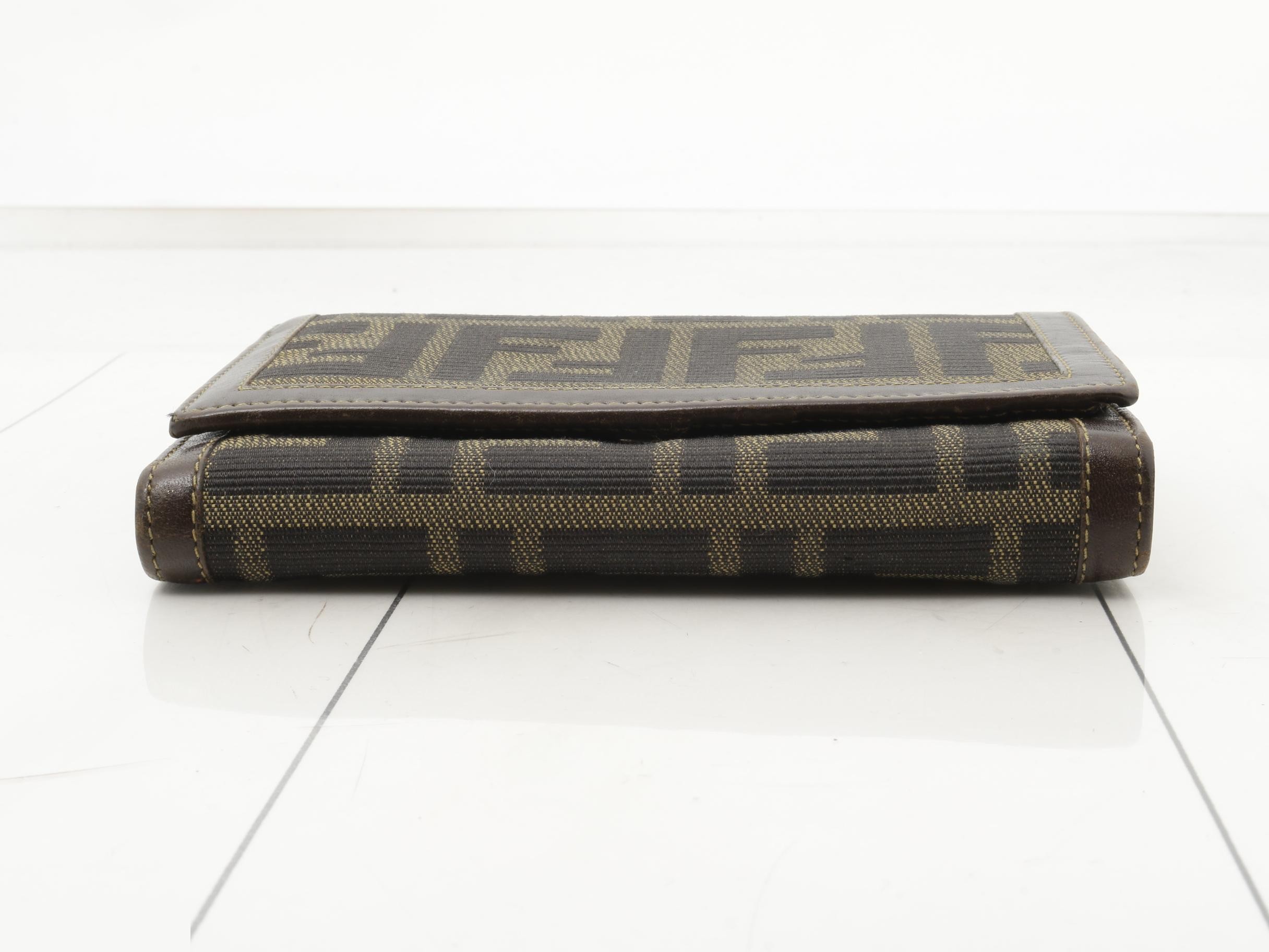 Other lines: Bags and Wallets — view 3