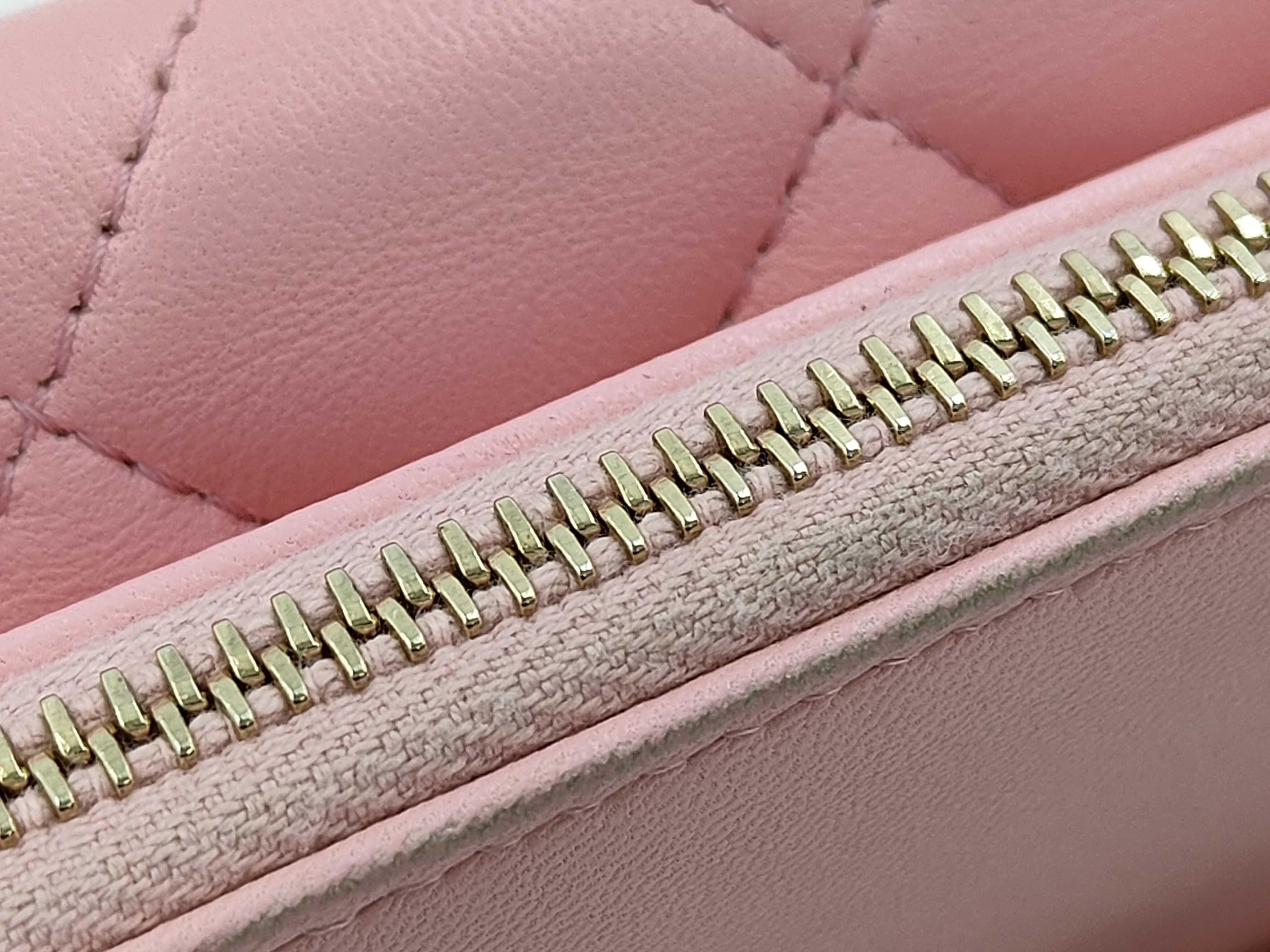 Chain Shoulder Bag — view 10