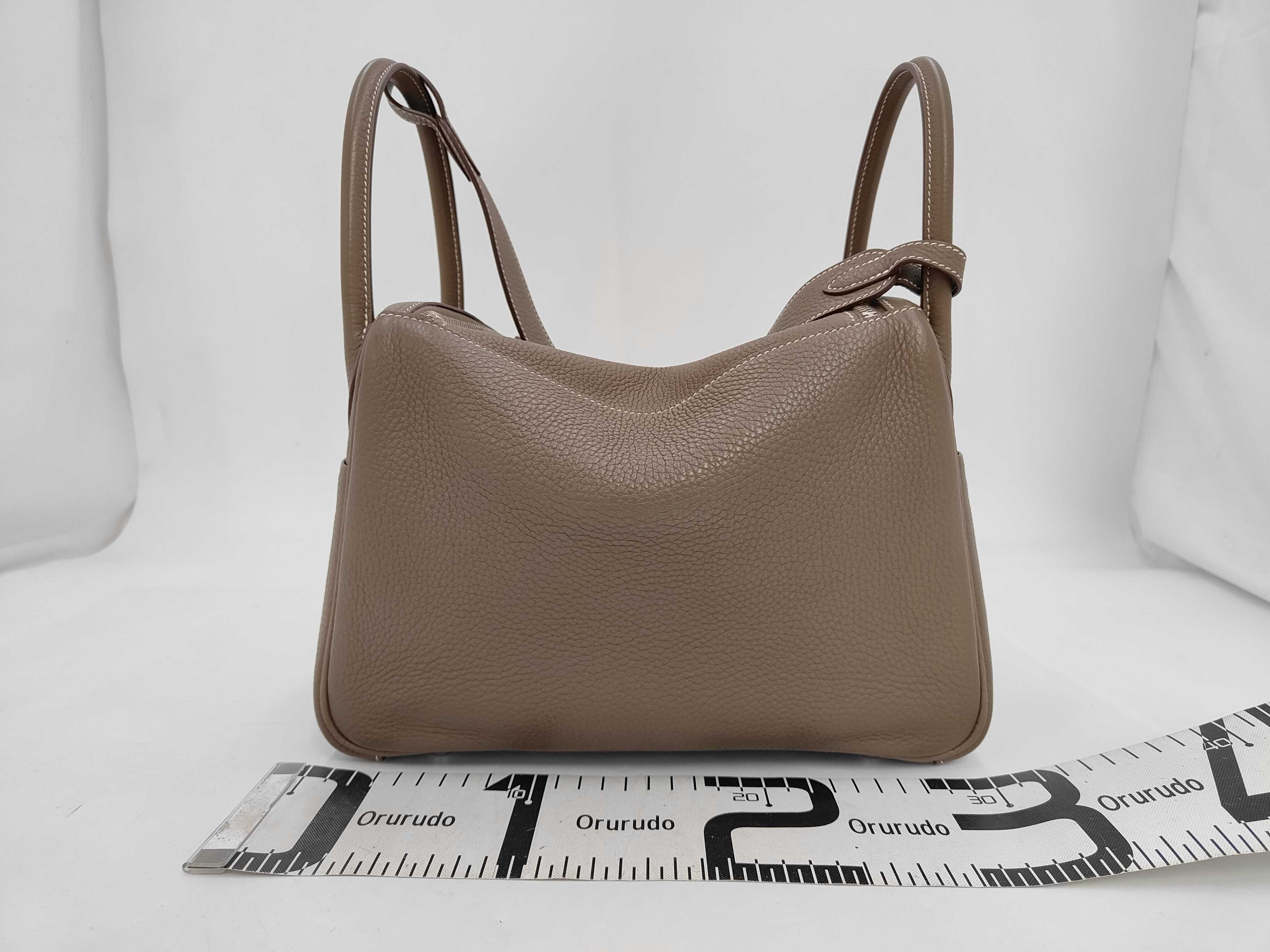 Lindy 30 2-Way Bag, Etoupe/Greige Handbag — view 2
