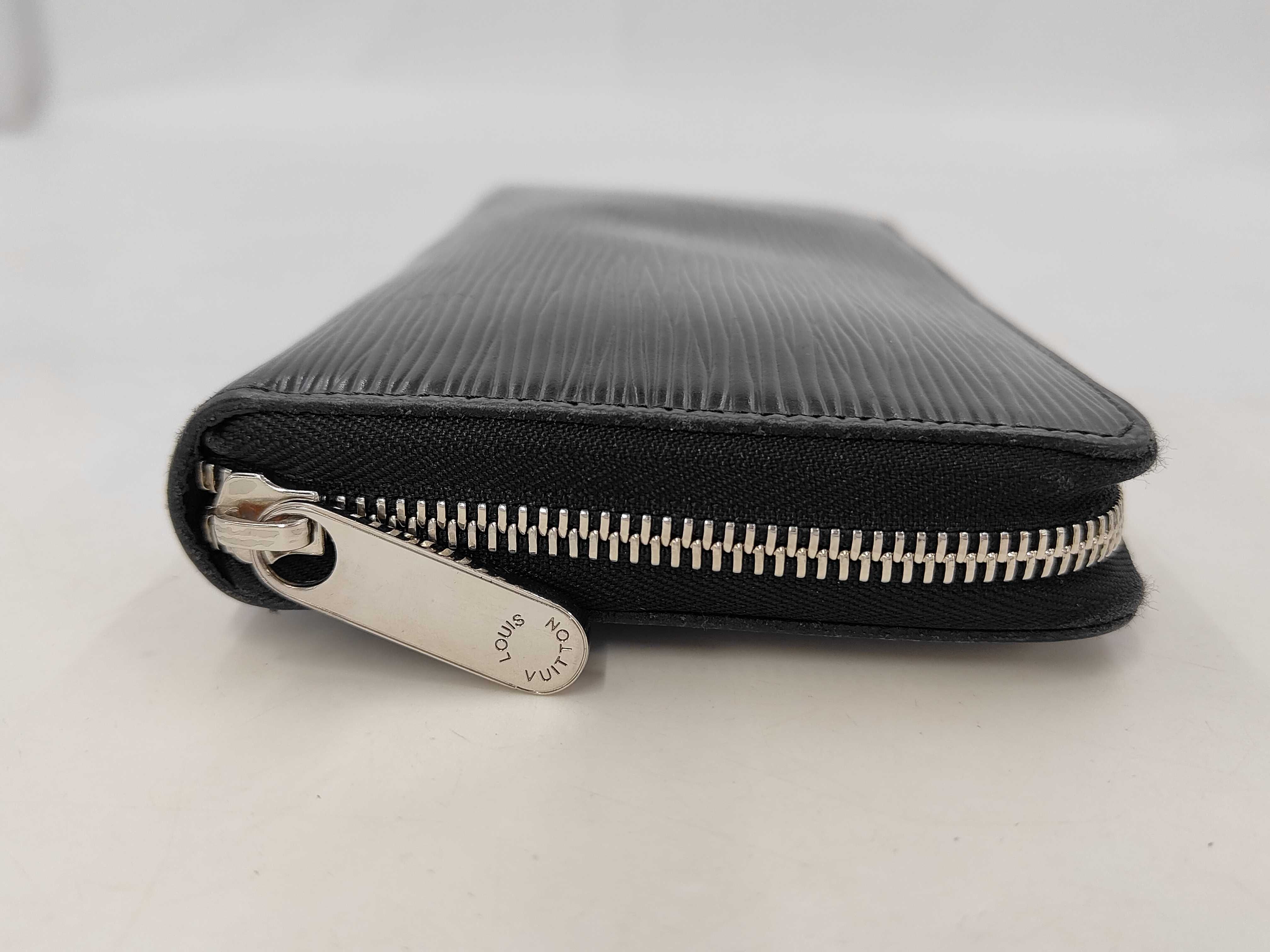 Zippy Organizer Black Epi Leather Wallet — view 4